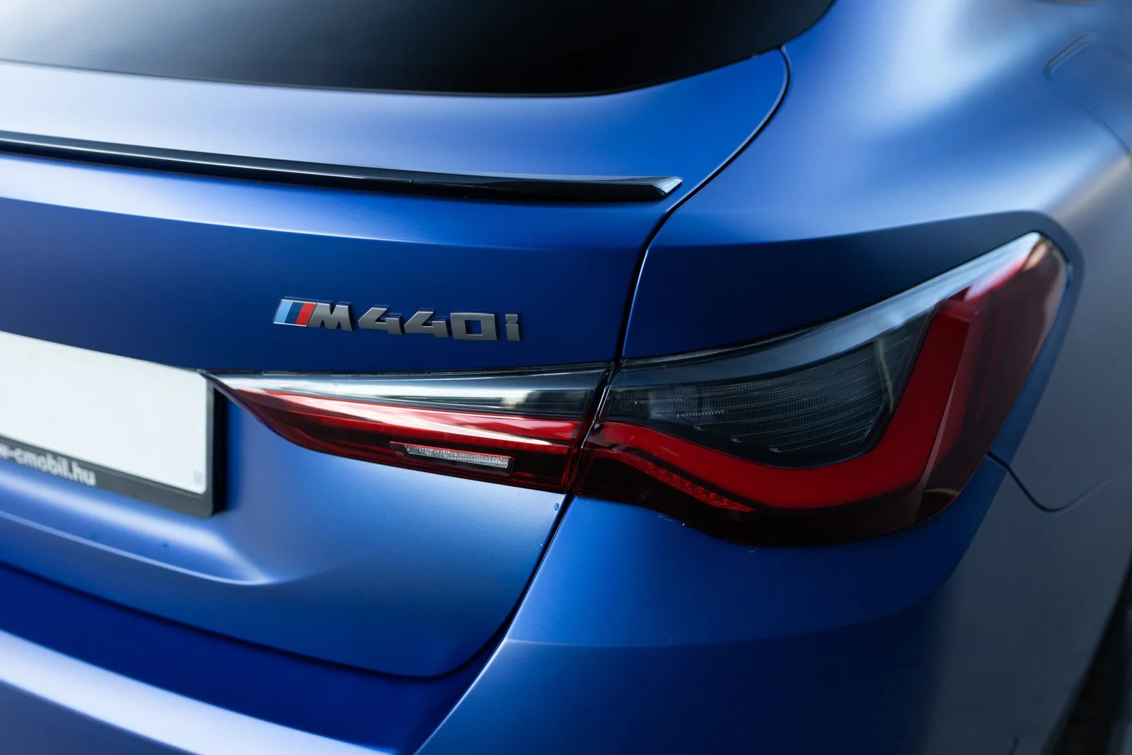 bmwm440i-6.jpg