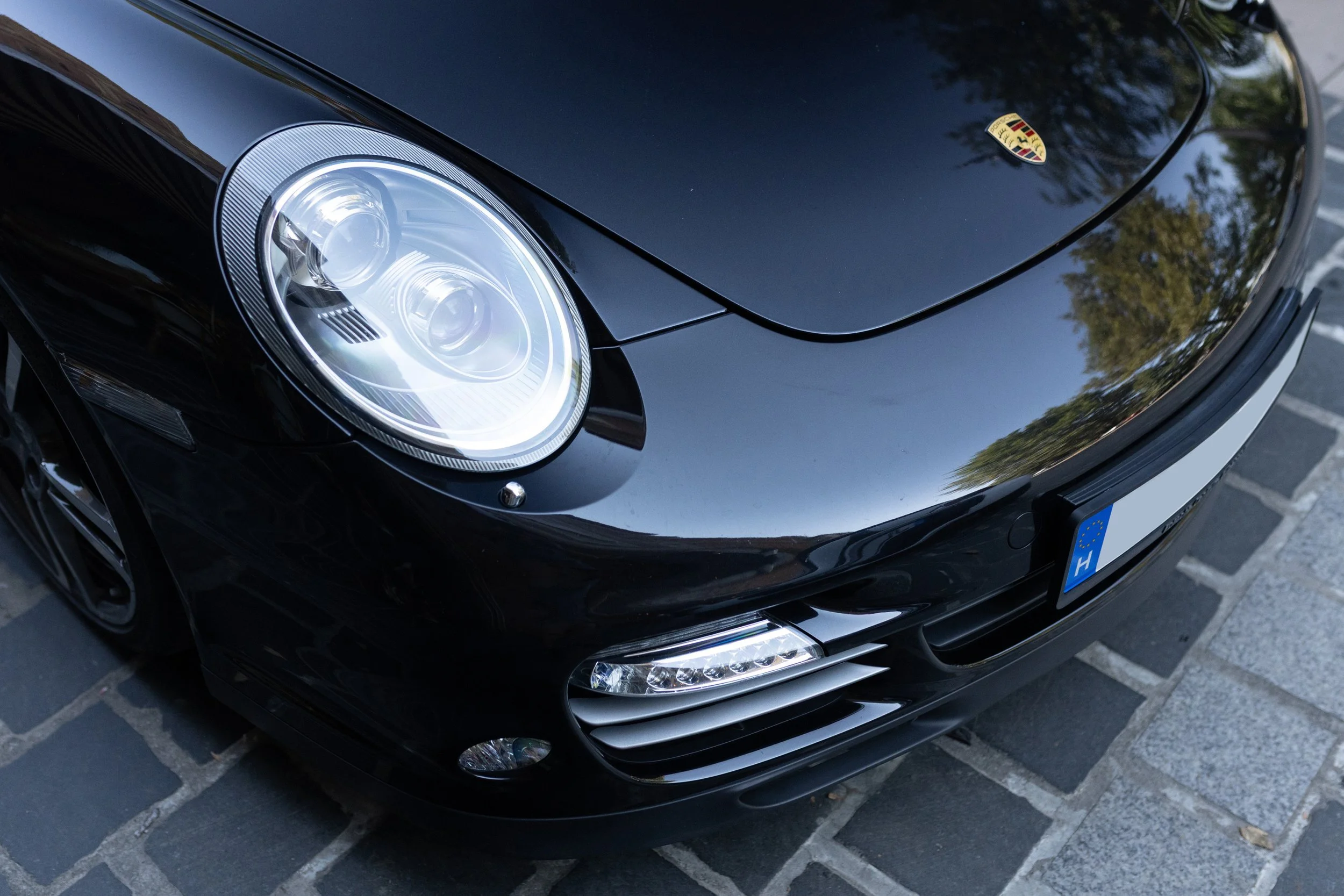2010 Porsche Carrera Turbo-6.jpg