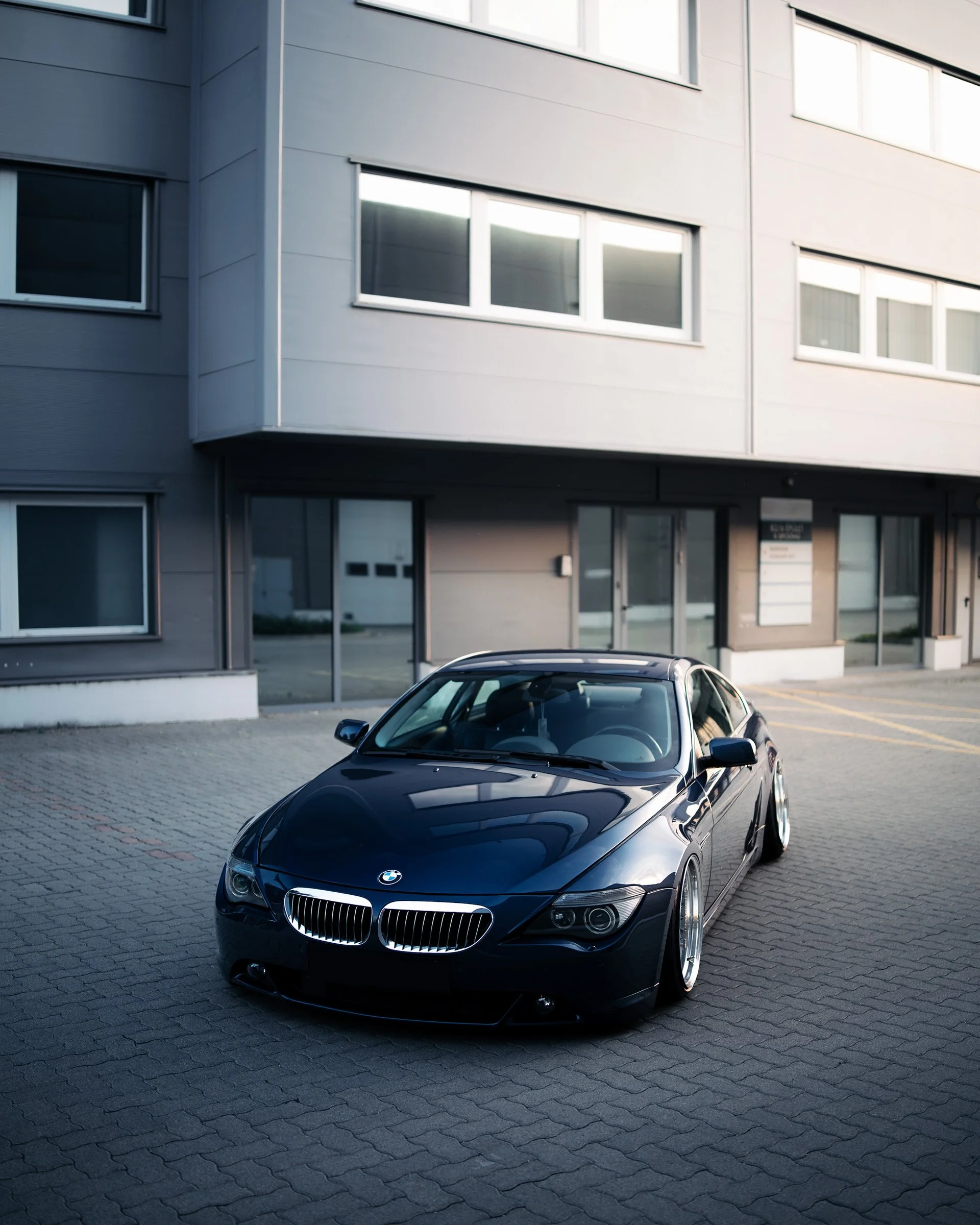 BMW 645ci kreatív autofotozas moody stílusban