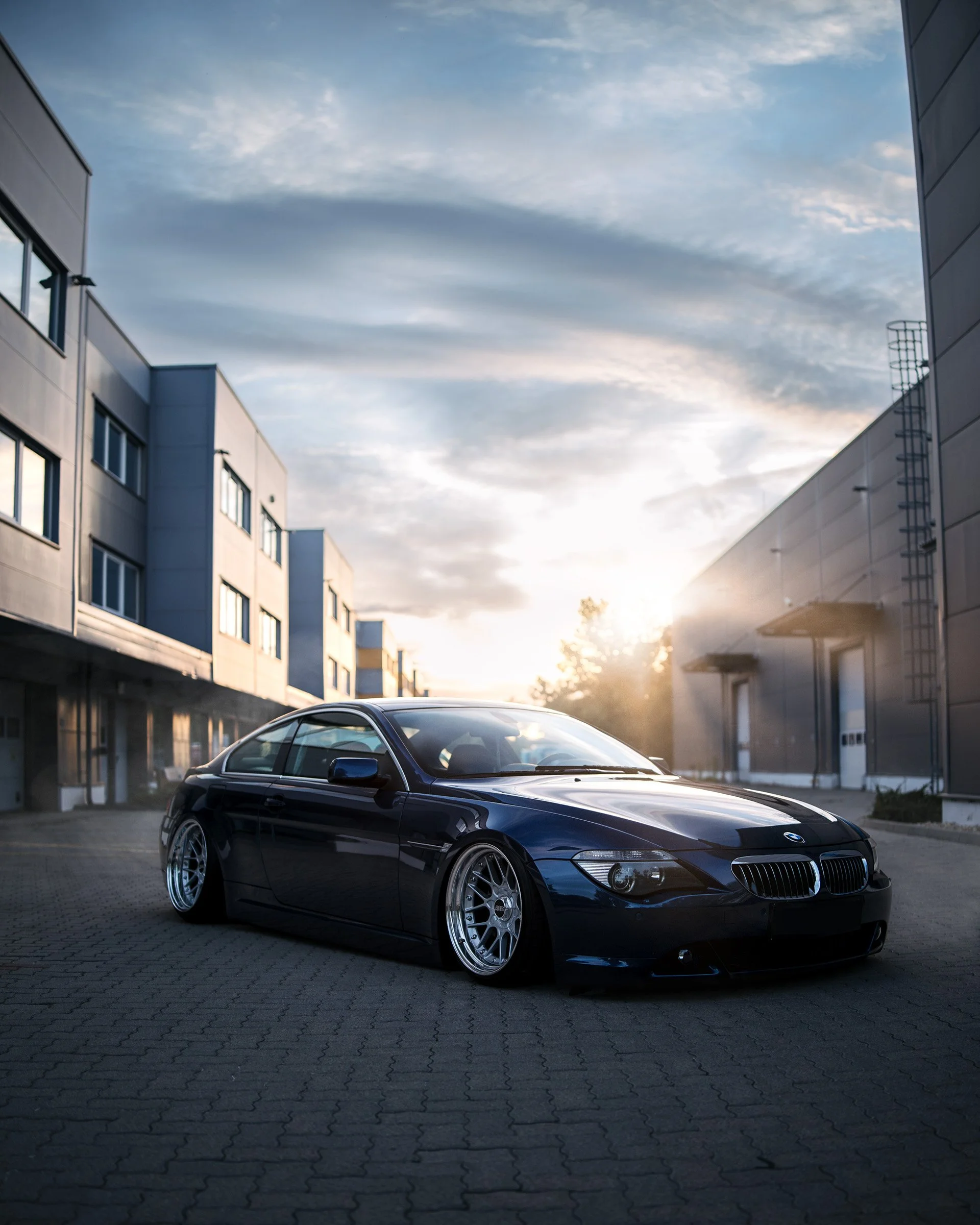 BMW 645Ci alacsony ültetéssel kreatív autófotózáson