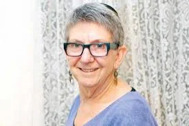Rabbi Linda Holtzman is the Director of Student Life at the Reconstructionist Rabbinical College and the rabbi of the Tikkun Olam Chavurah. She is on the national board of Jewish Voice for Peace and is a part of the JVP Rabbinical Council and the Philadelphia chapter of JVP.