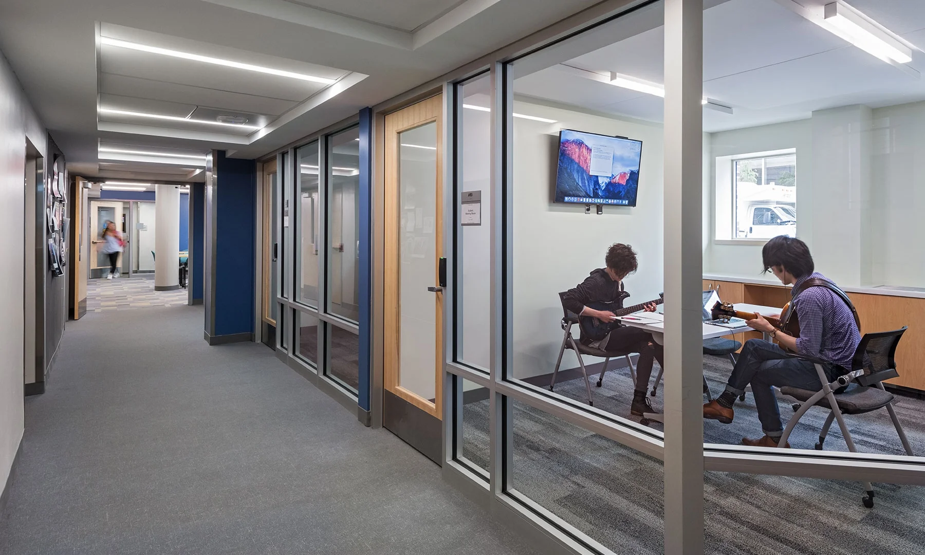 Student meeting rooms
