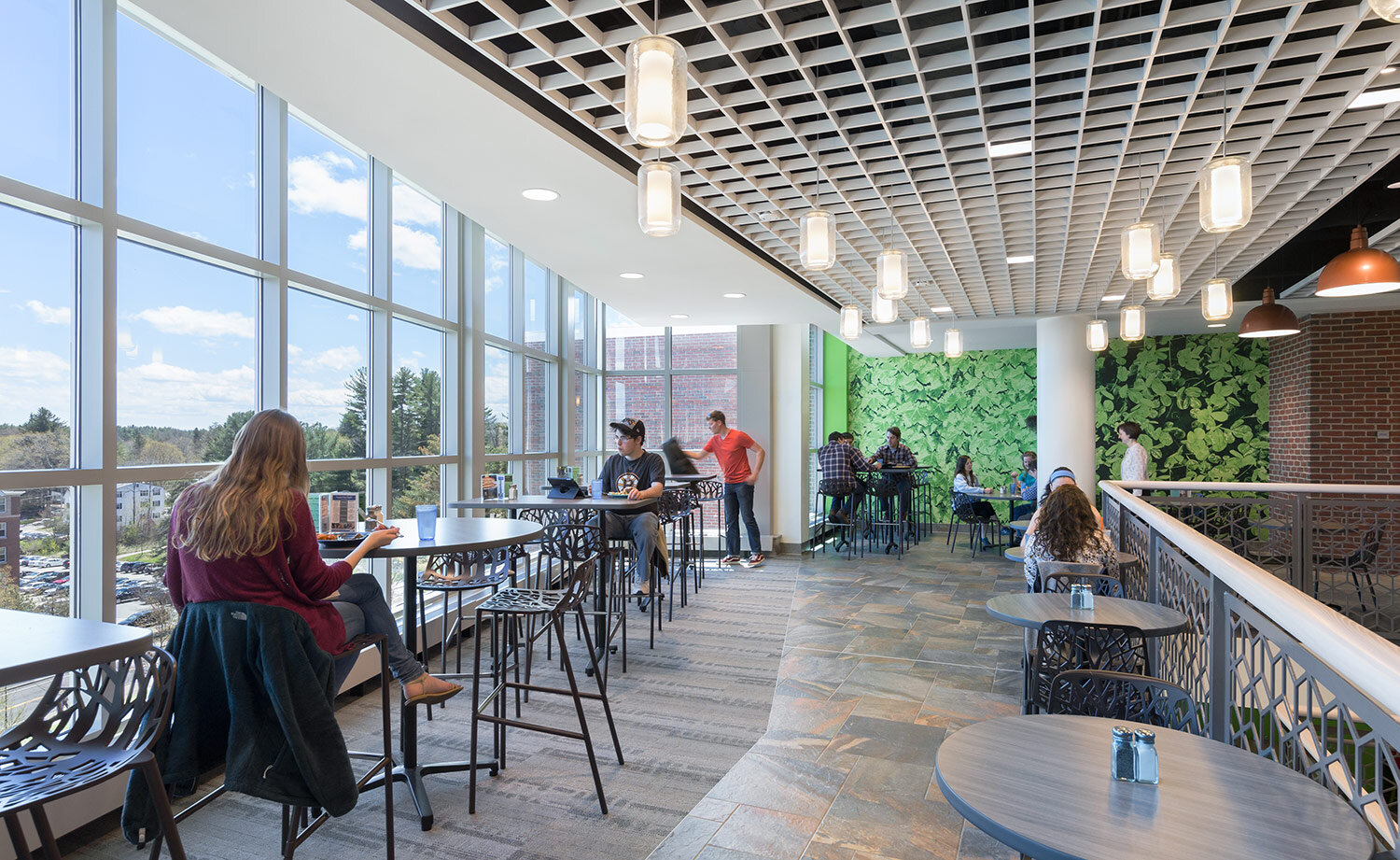 University of New Hampshire, Holloway Commons