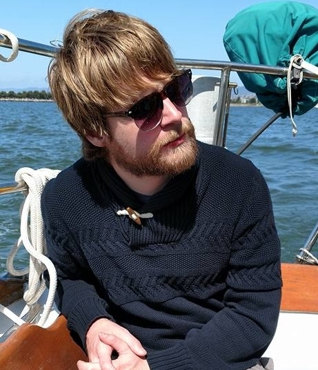Phillip Jenne Environmental artist, graphic designer, 3D modeler, branding, yachting, beards. The best of us all. Puppers: Effie