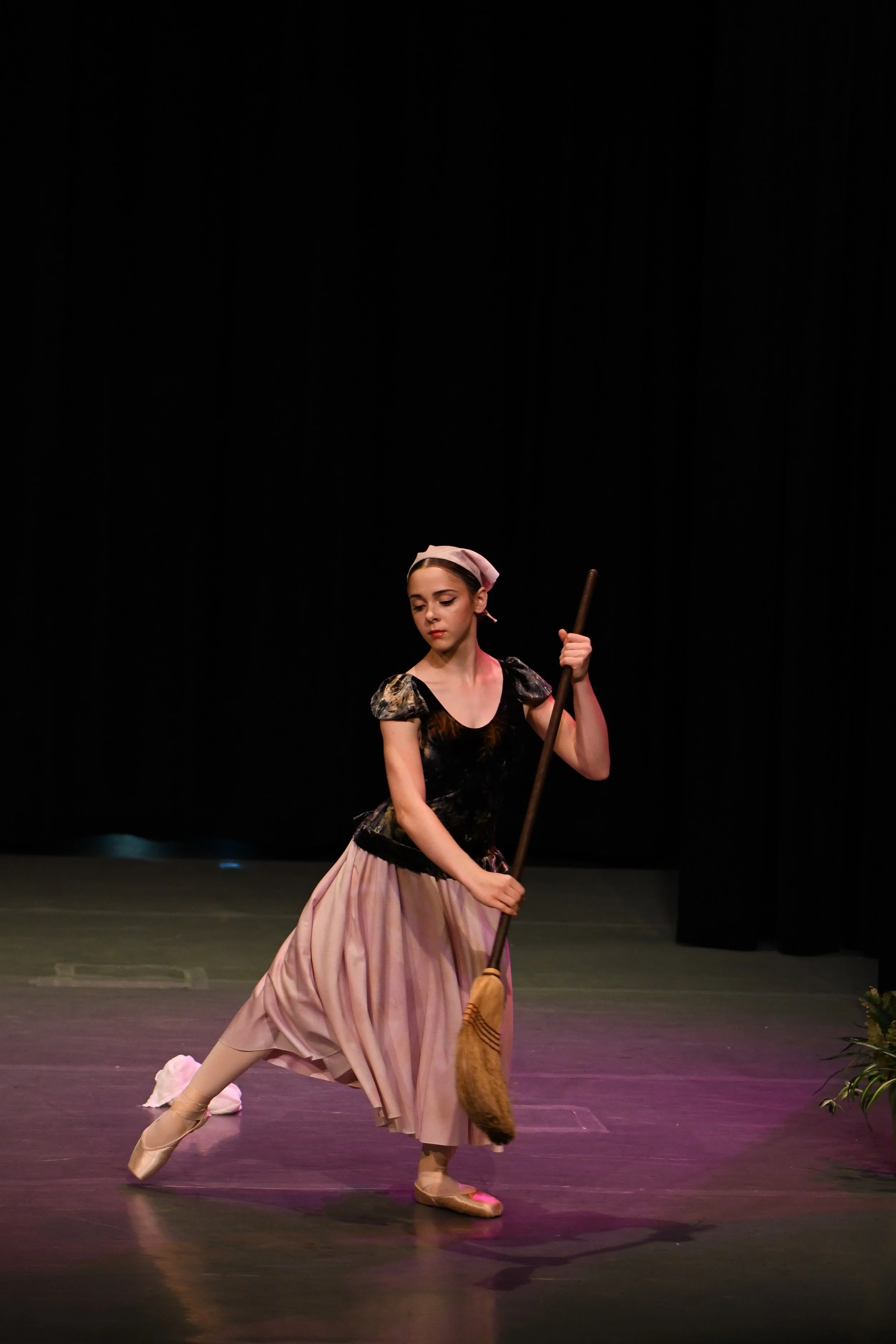 Cinderella 2026 - 2026-05-30 14.12.31 (Riley).jpg