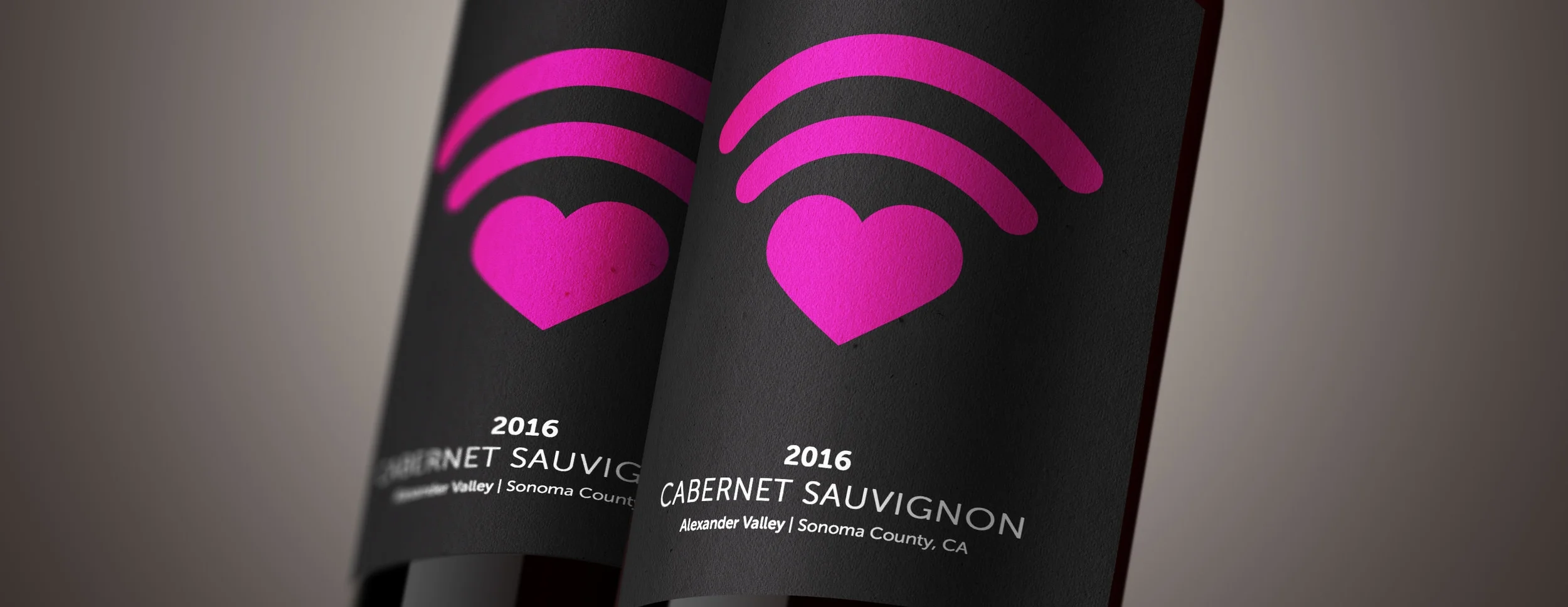 wine-bottle-label-mockup_heart_drk.jpg