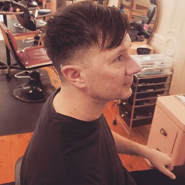 I cut my favorite human's hair yesterday! 🖤🖤
Book your next haircut: styleseat.com/adrienneazzara .. #daveybones #boyfriendhaircut #shorthairstyles #menshair #handsomehaircut #dapperhair #scissorsofmercy