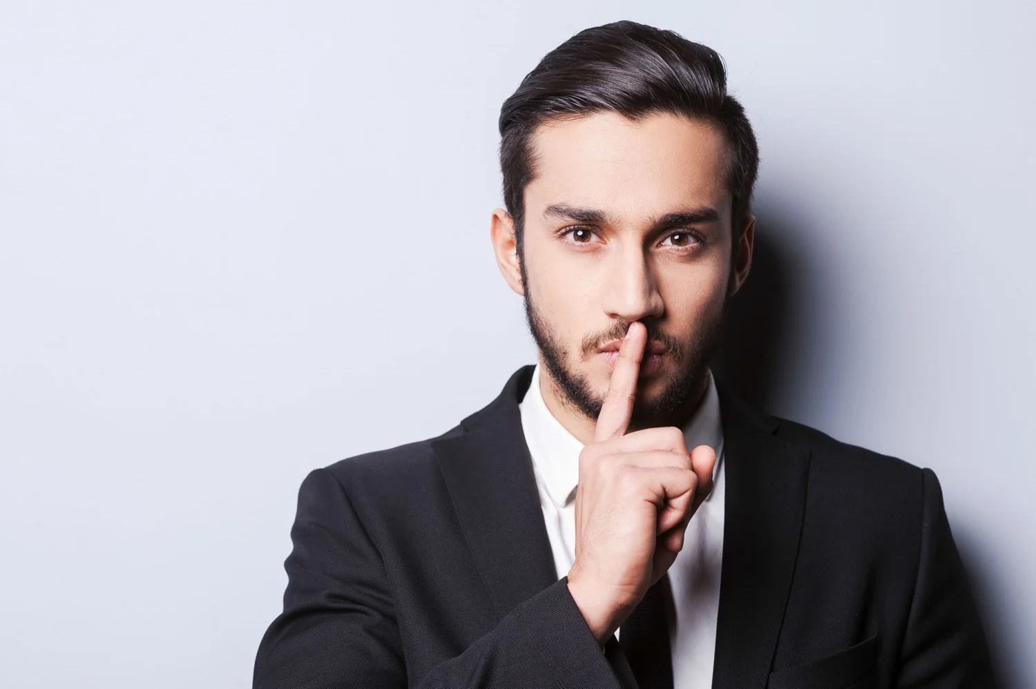 Leadership & Confidentiality: Should You Keep a Secret?