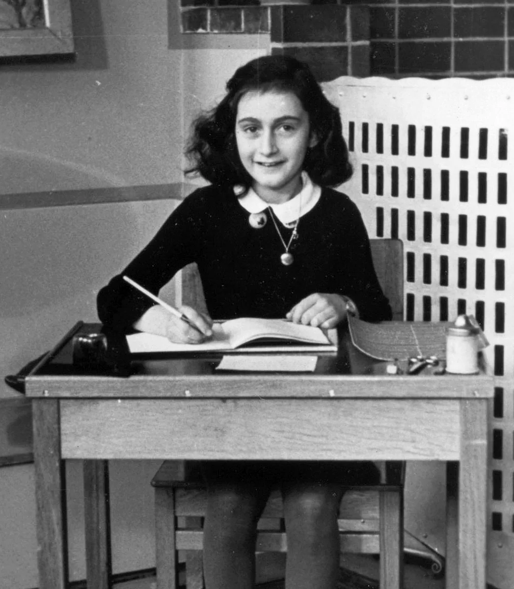 110 AnneFrank1940_crop.jpg