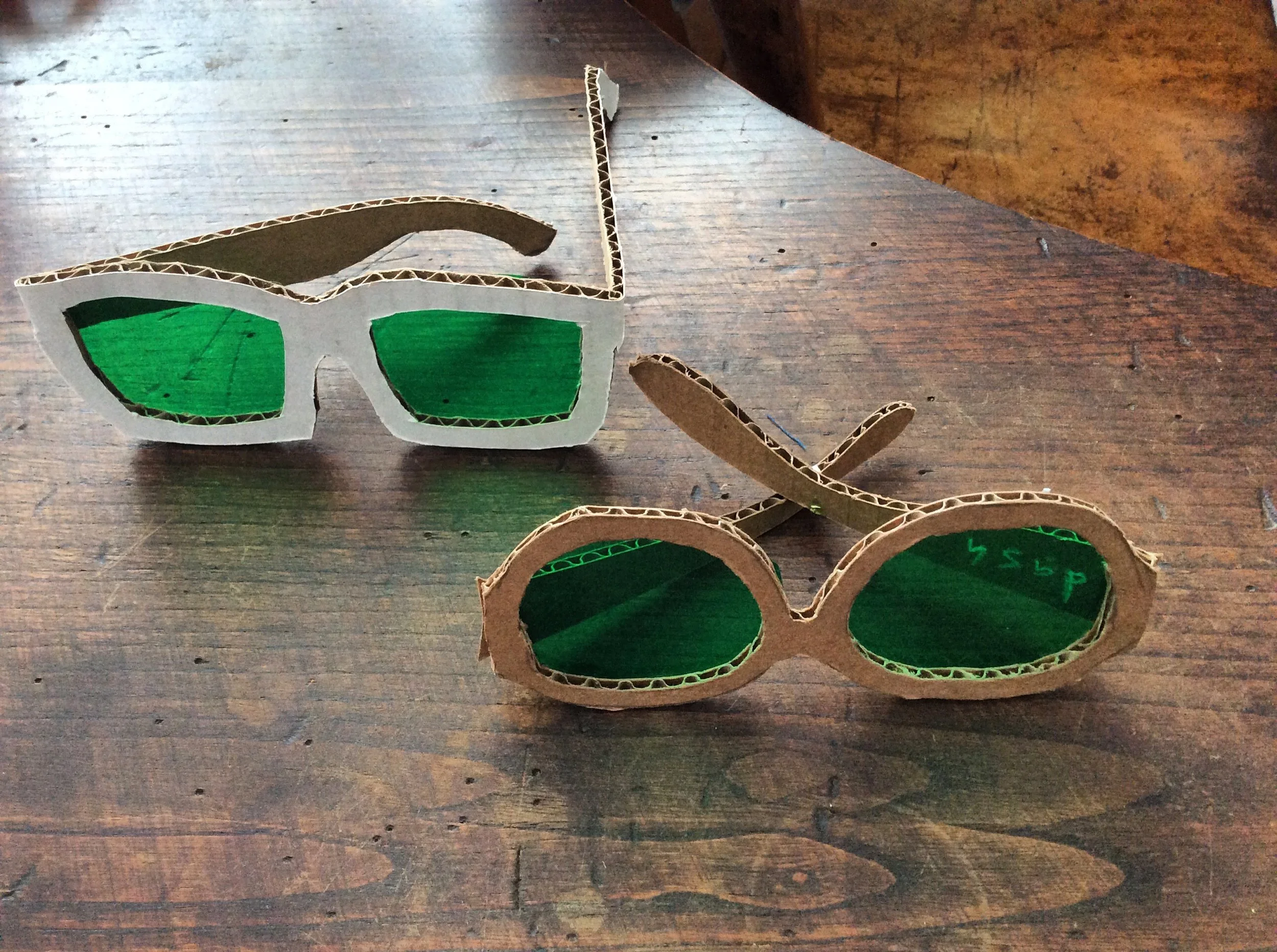 2greenglasses.jpg