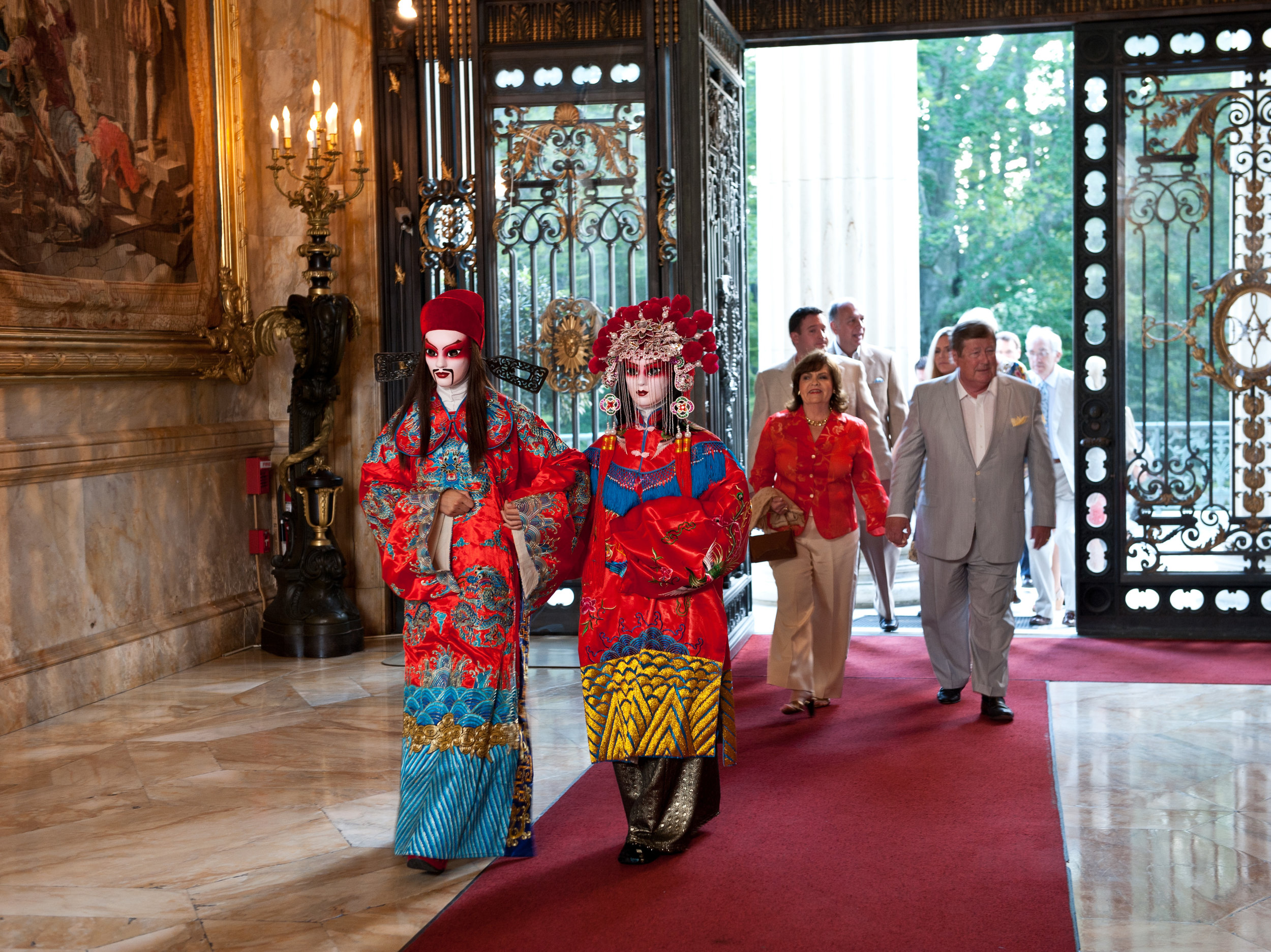 Escorting Guests into Marble House.jpg