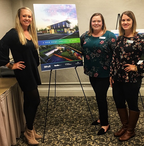 Dala’s Krystal Morris, above in blue, attends Dallas Pets Alive! inaugural Town Hall event
