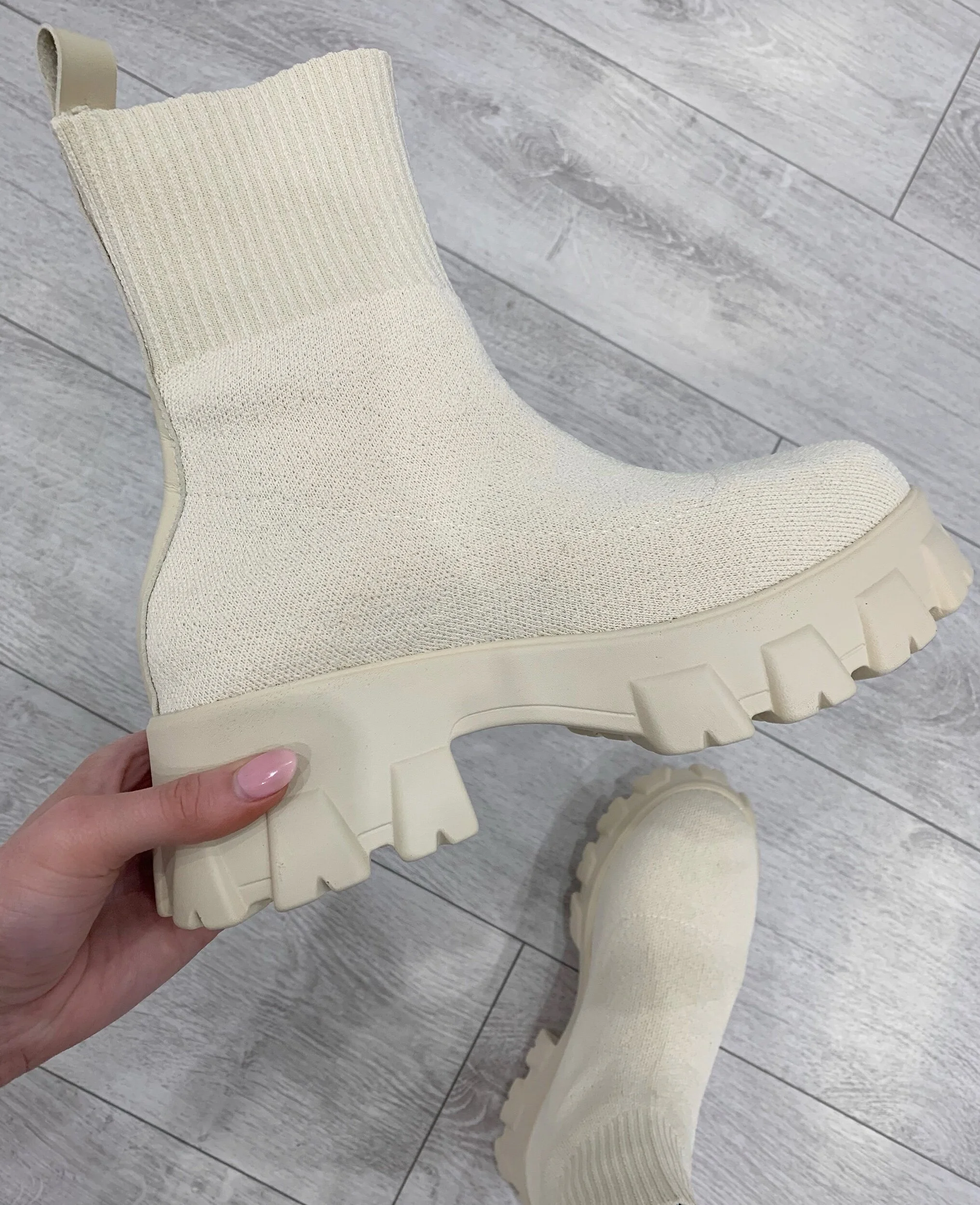 177842D7-8DCB-4FB0-A439-09FDB8A846CD