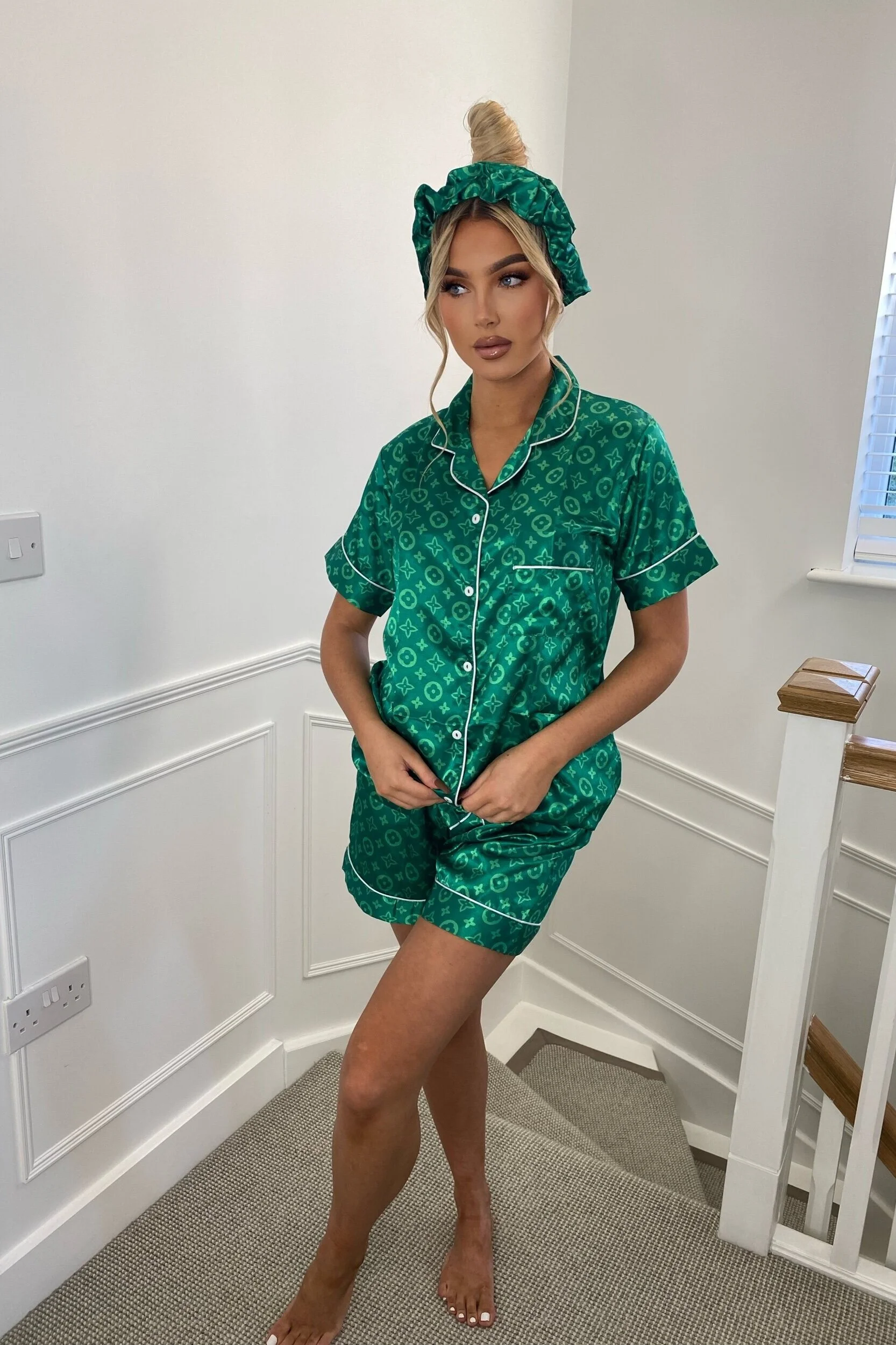 DBAF46A9-038D-4250-A159-1E5C7FCA7442