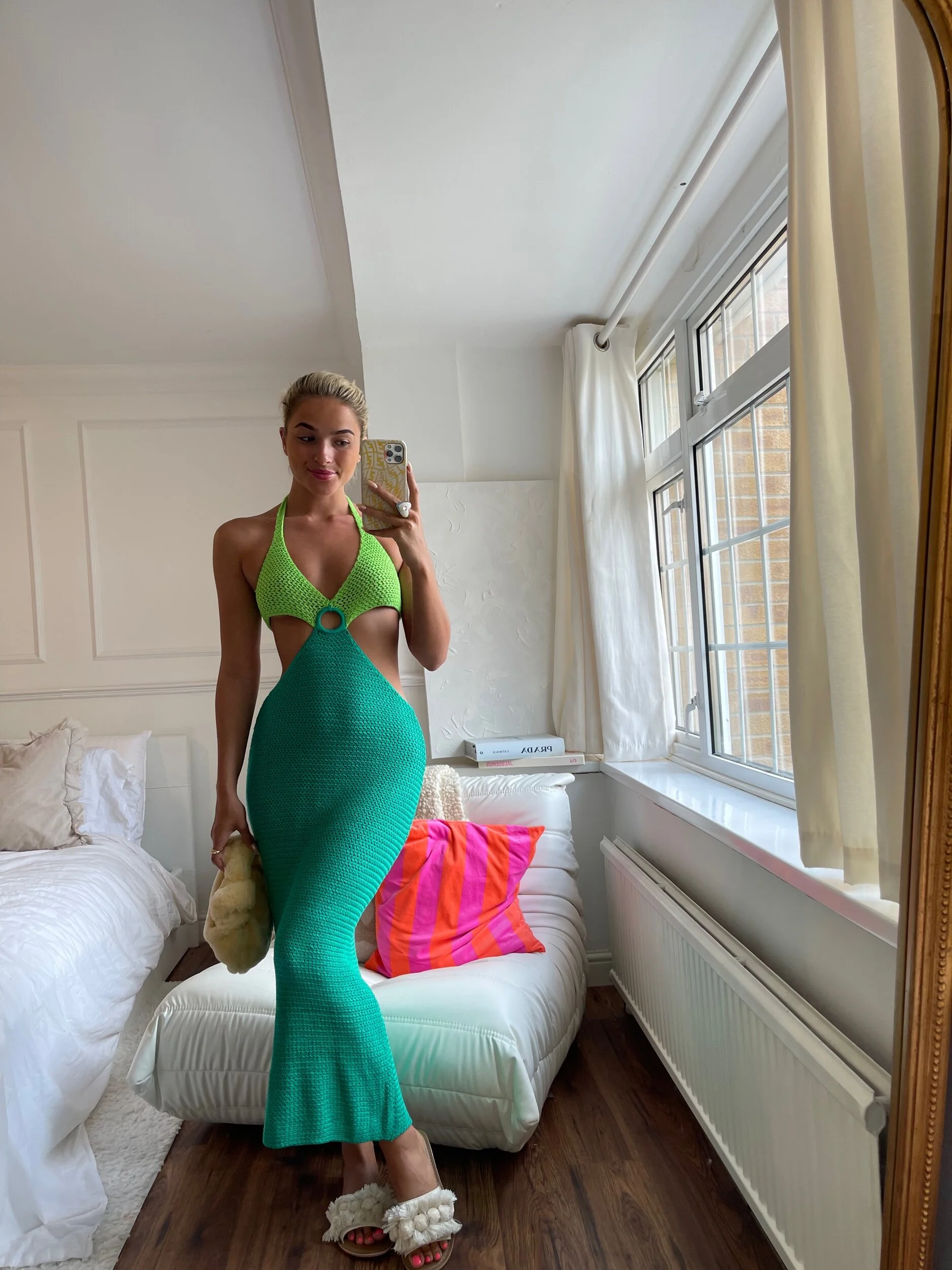 E9F1ACE9-08F9-4B15-B58A-A58CFAB1DCEE