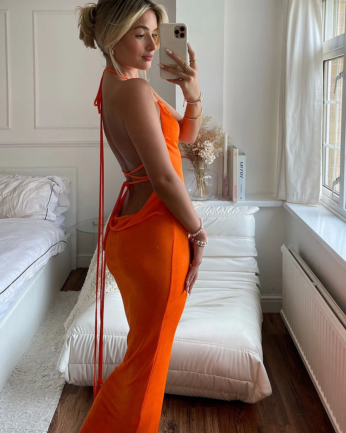 Midi dress open back 2025