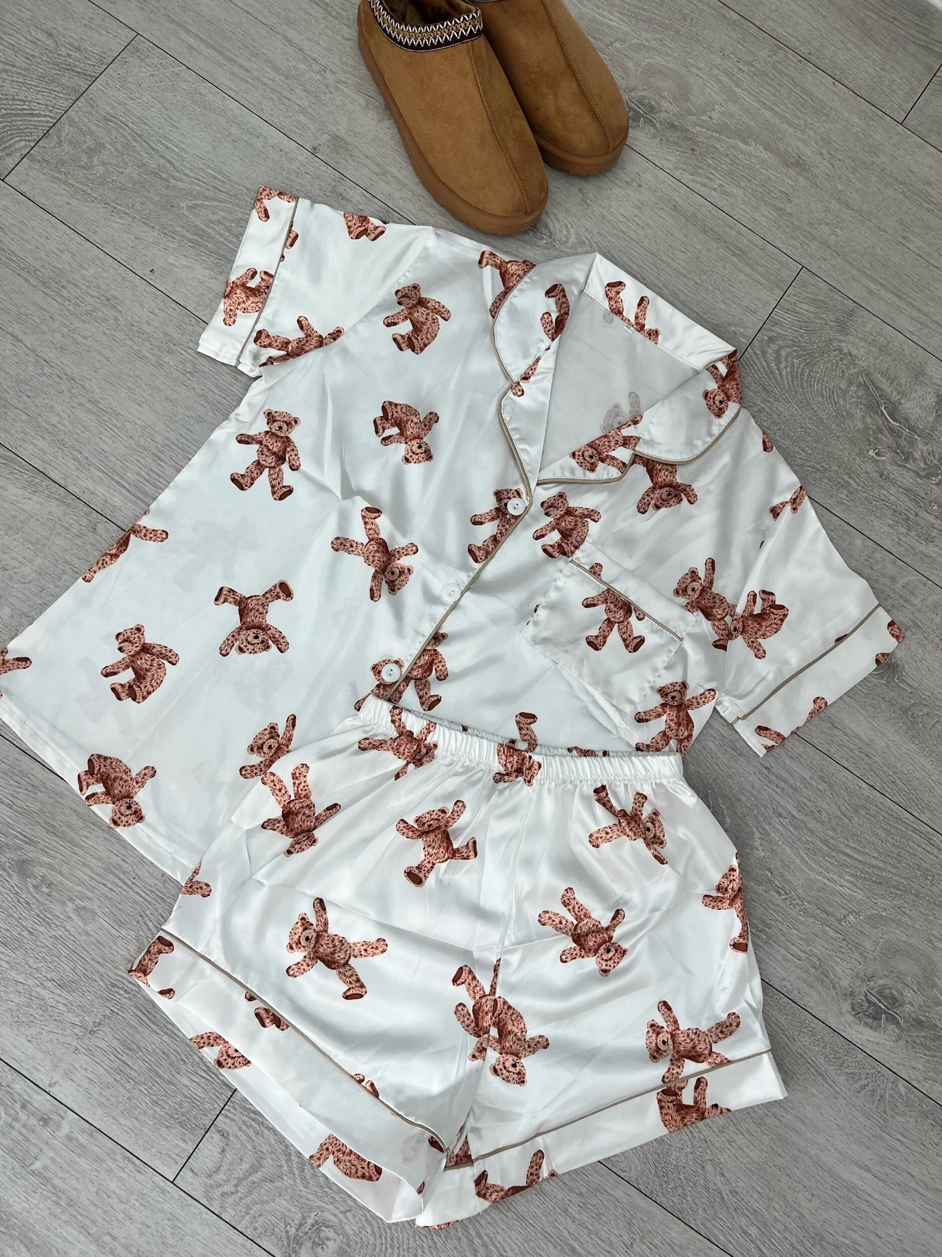 CCBBC814-77CE-4C82-AA9D-0DA24AB6B3B6