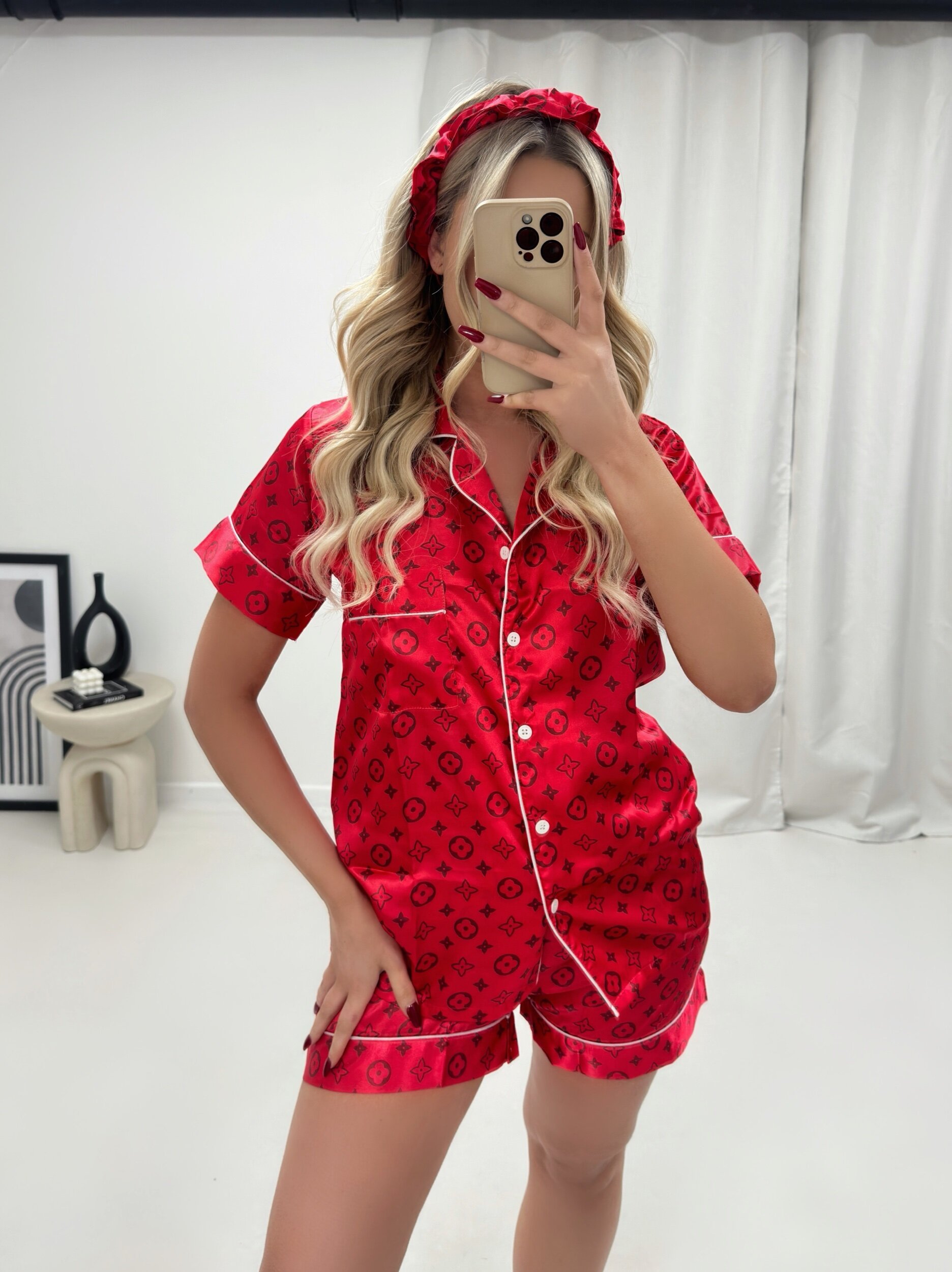 EC2C0626-F2E5-49AC-BBC2-F6E78A369701