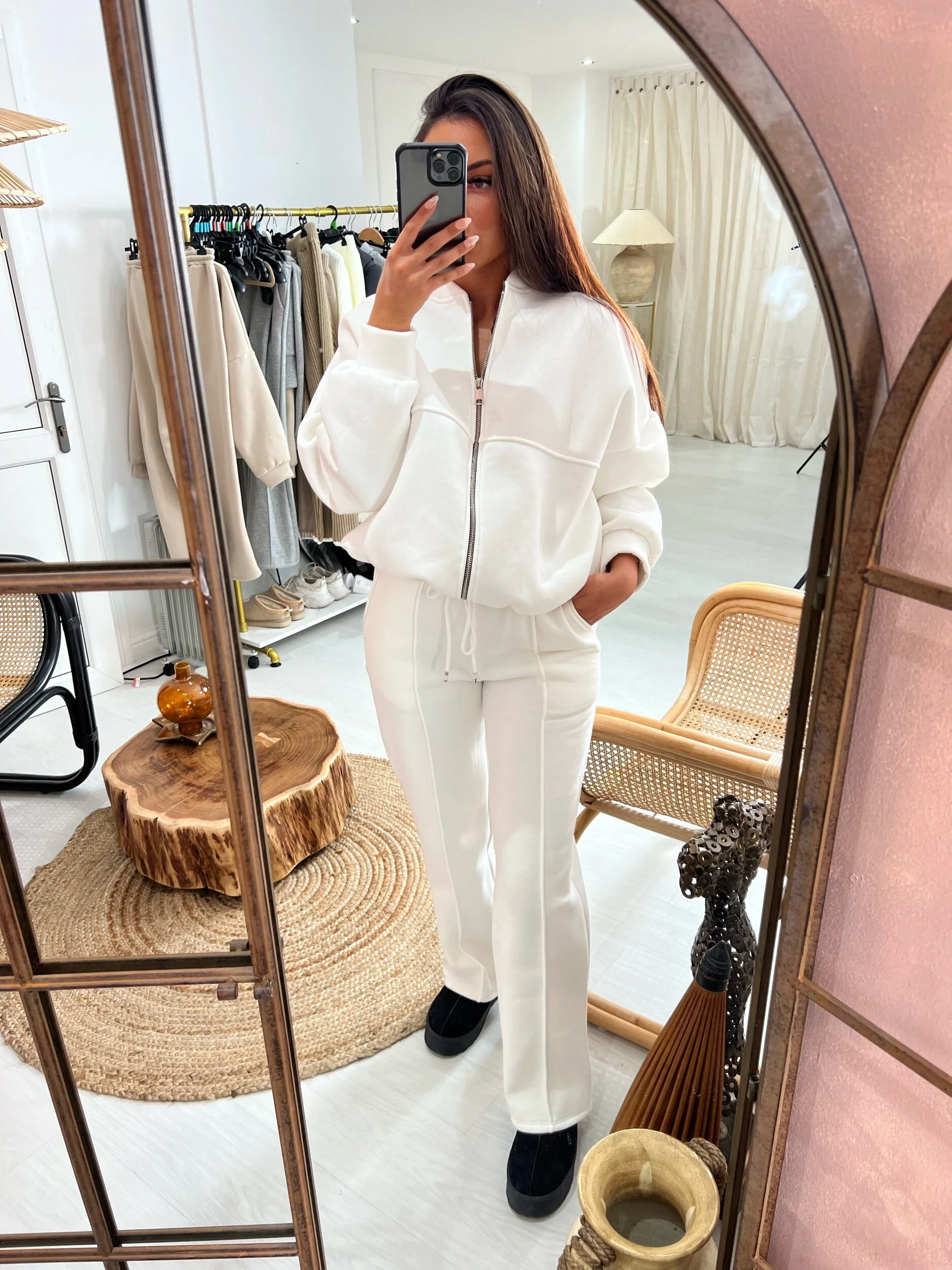 54EBB620-E3DA-412C-B787-93A09C875B52