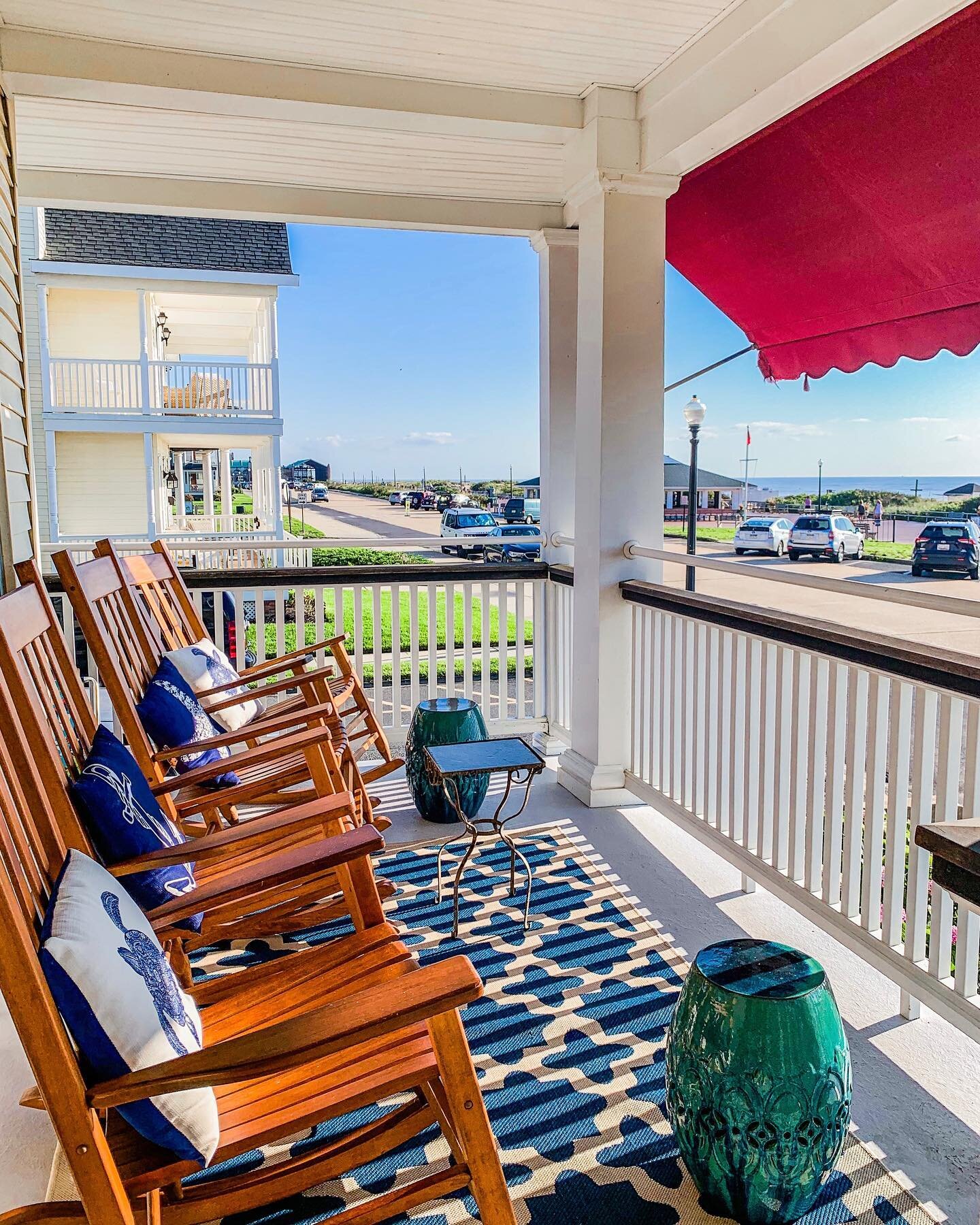 This view never gets old 🌊. Grab a cup of coffee and catch the sunrise from our front porch. 🌅