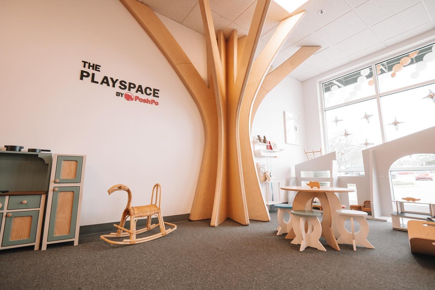 The Playspace by @_poshpo at @designlifekids turned out magical ✨

From the finished Play Kitchen to the tree &mdash; we are super proud to have been apart of this project. Make sure to check them out! 

#woodentree #woodencreations #woodworker #wood