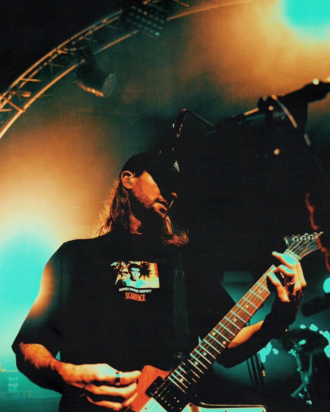 Happy Wednesday everyone! TODAY @halestormrocks heads to Europe and the UK continuing their Neverest tour! @dpuofficial kicks things off with @adtr and @yellowcard! 🤘