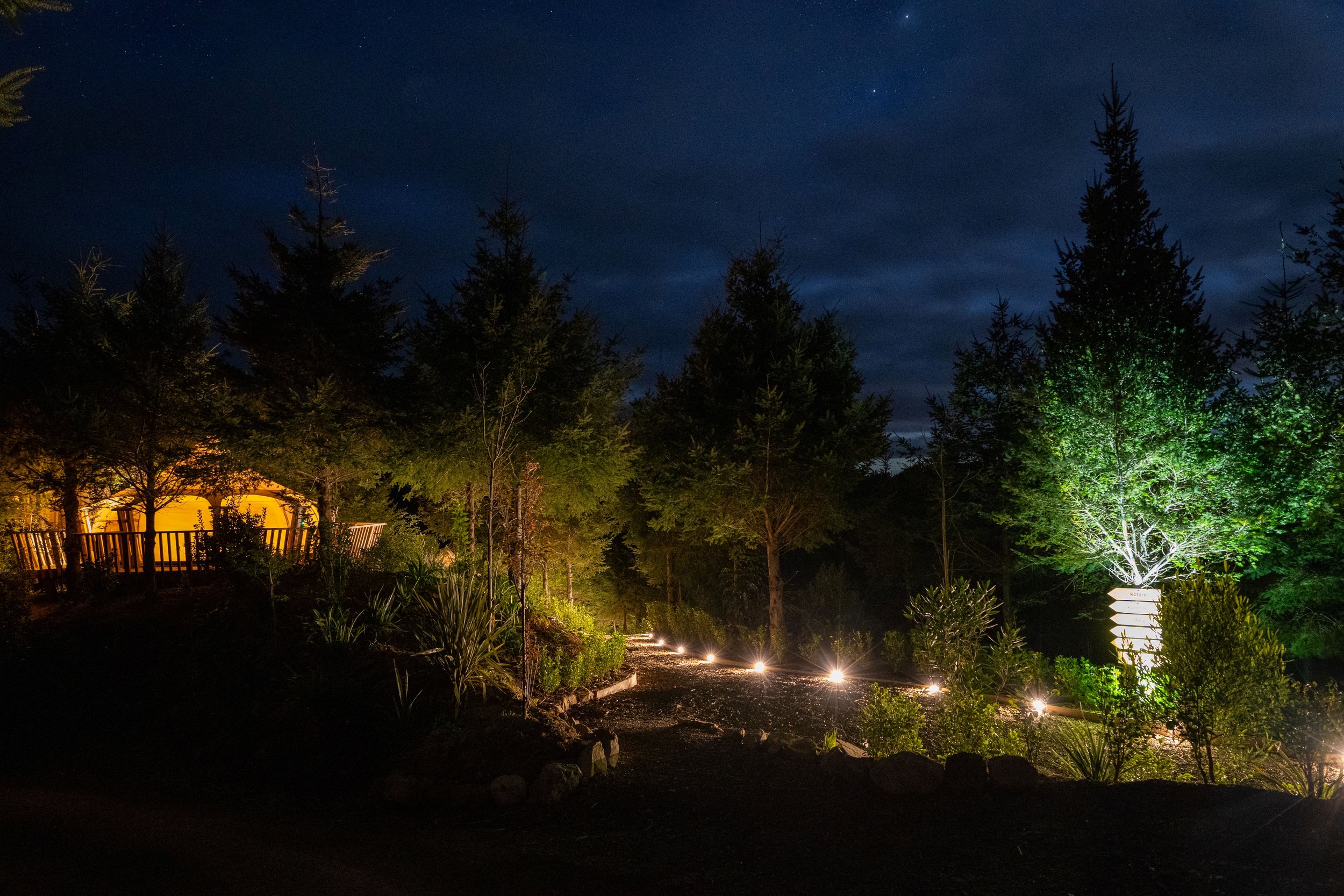 Yarn_Dirtfarm_glamping_night-04_resize.jpg
