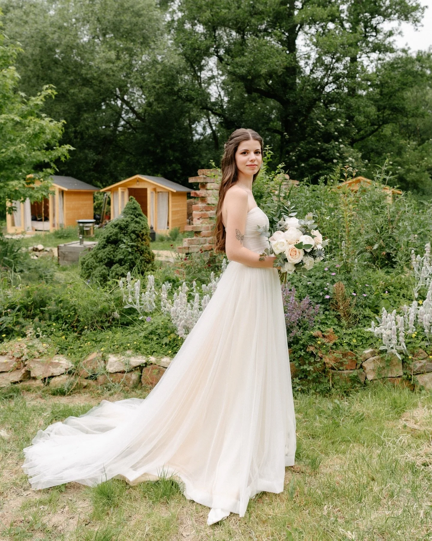 Beautiful bride on her big day 🤍