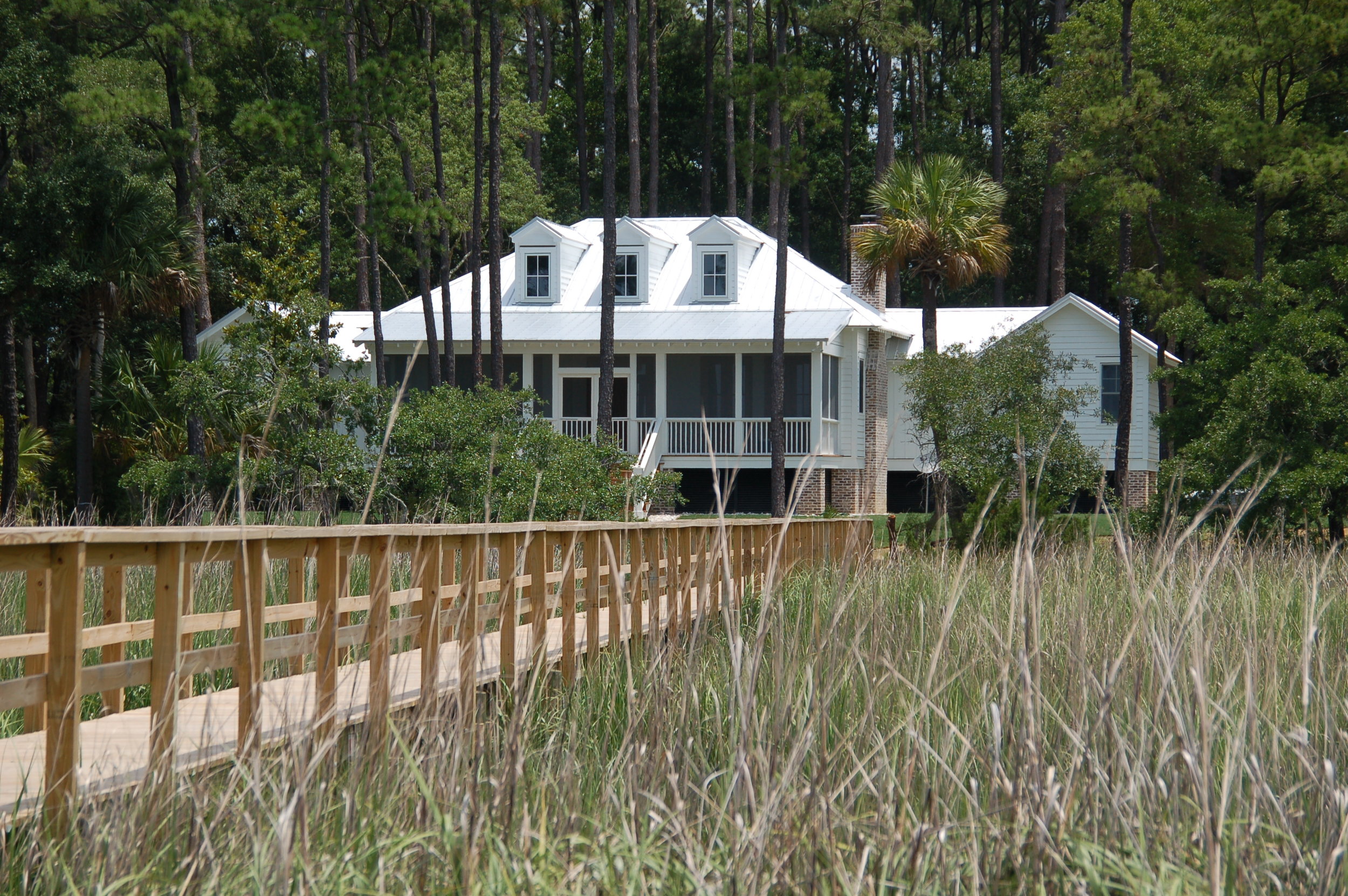 LOW COUNTRY CABIN