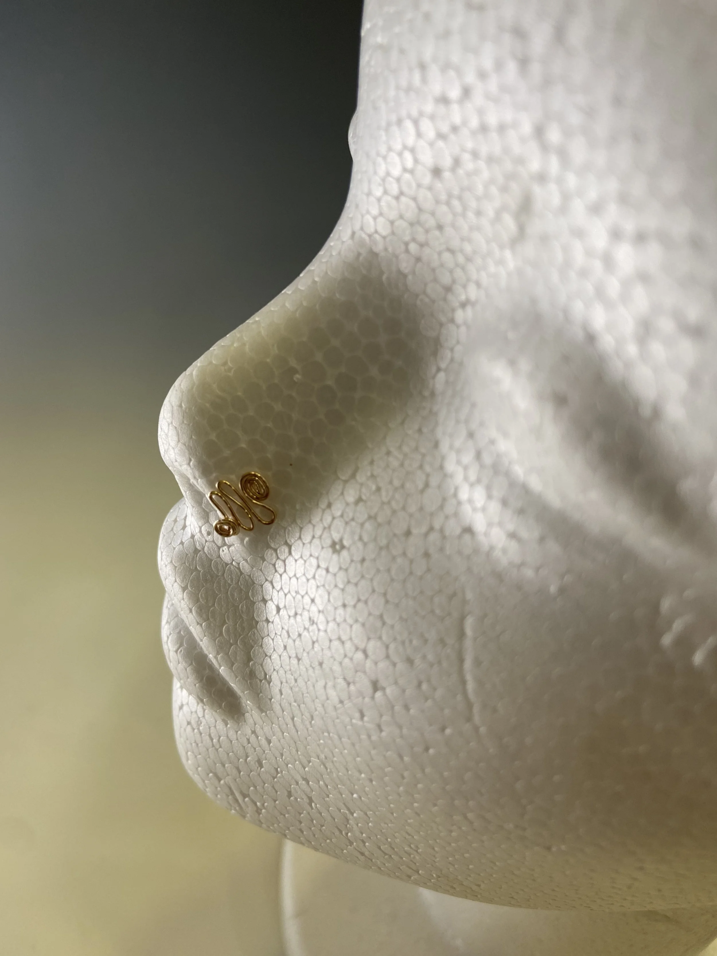 Swirly Curves Adjustable Nose Cuff