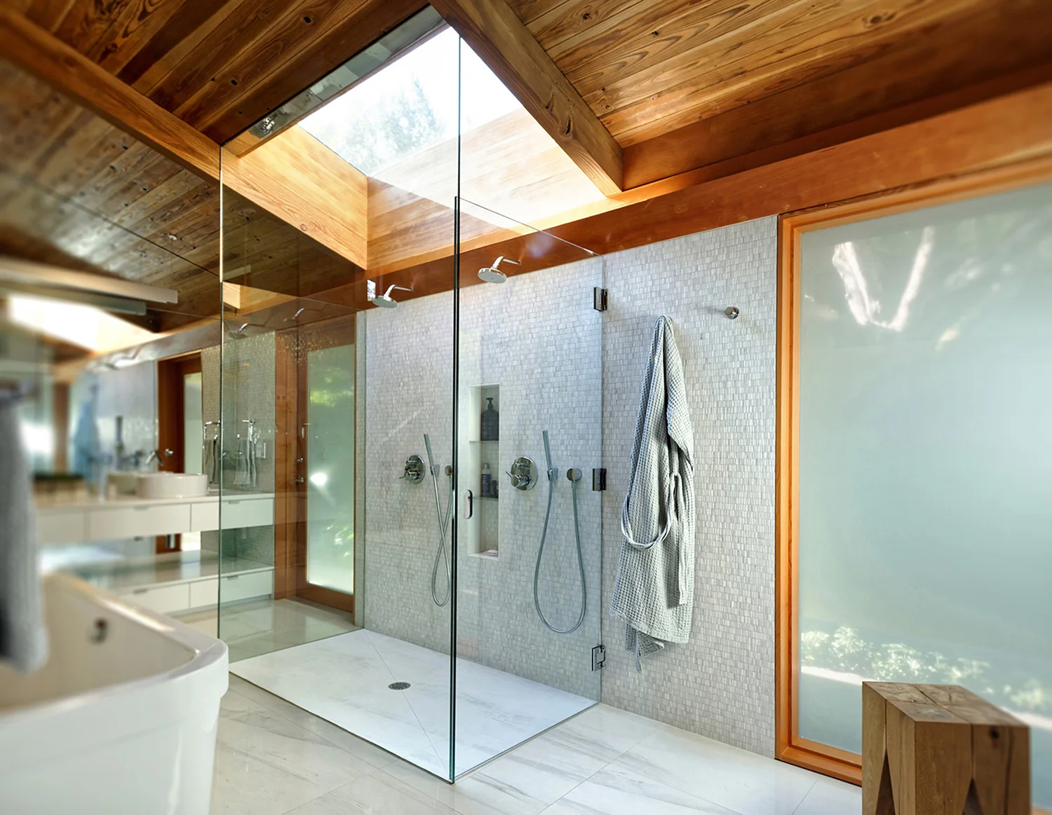 seehafer_bathroom.jpg