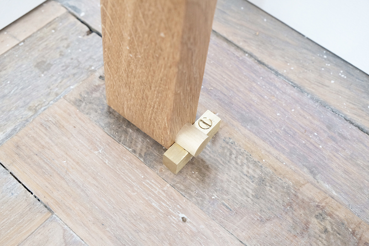 ladder_base_detail.jpg