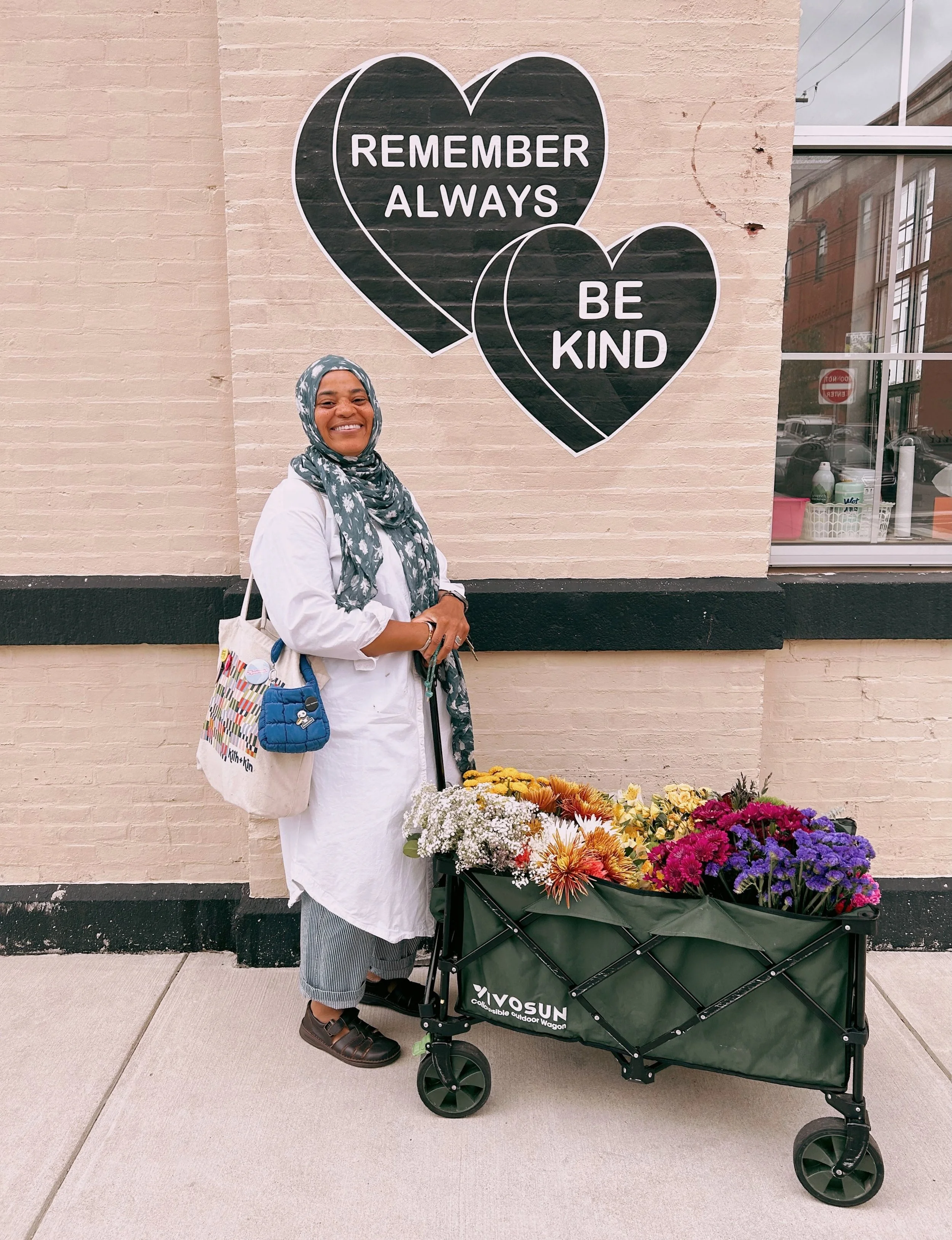 Flowers are back at Kith + Kin! 💐

@hor.ti.cul.ture flower bar is back after a summer break and we love seeing the mezz in bloom again. What you can expect from Bajah this season:

🌼Flower bar hours from 9-1 Tuesday-Thursday
🌸Pre-order and pick-up