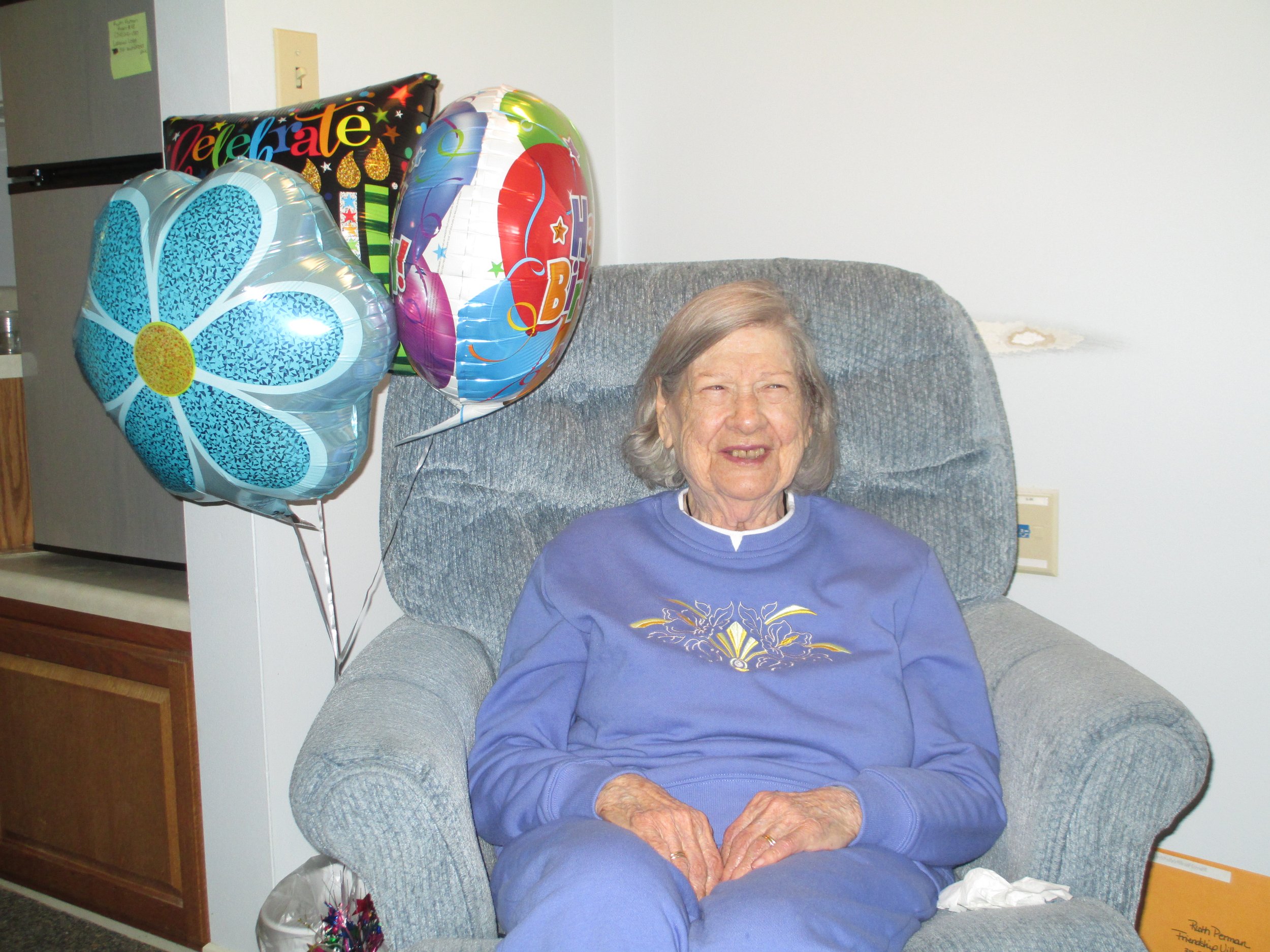 Ruth Perman turns 103 9.27.22.jpg