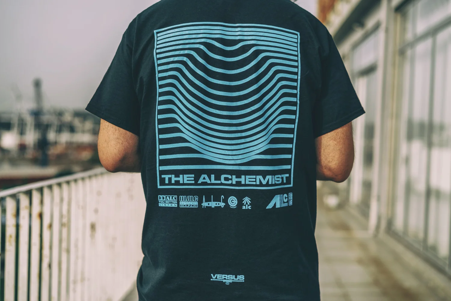 Alchemist Waving T-Shirt - Black, Size XXL by Sneaker Politics 