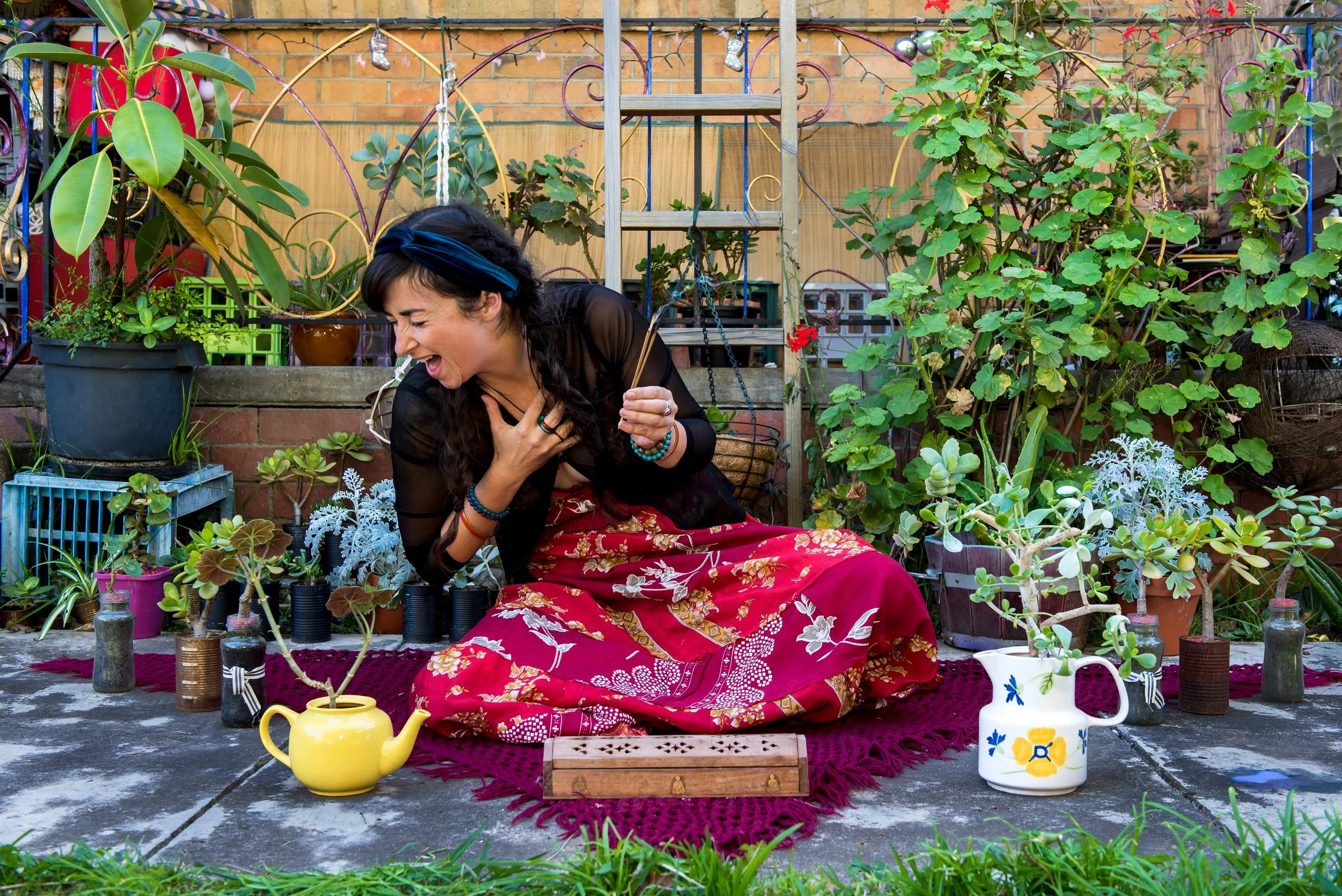 2020-04-13 - home photoshoot outdoors-2.jpg