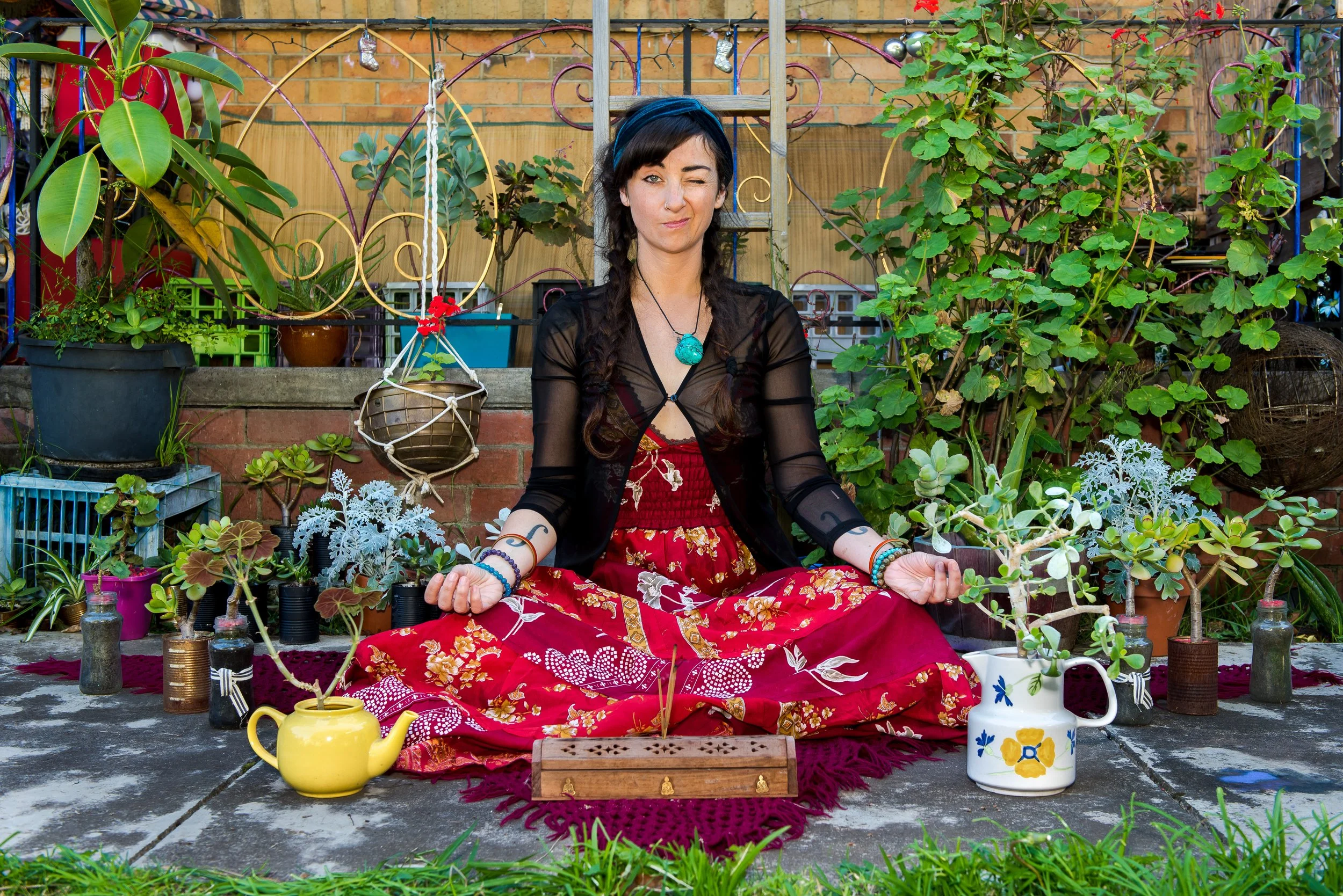 2020-04-13 - home photoshoot outdoors-3.jpg