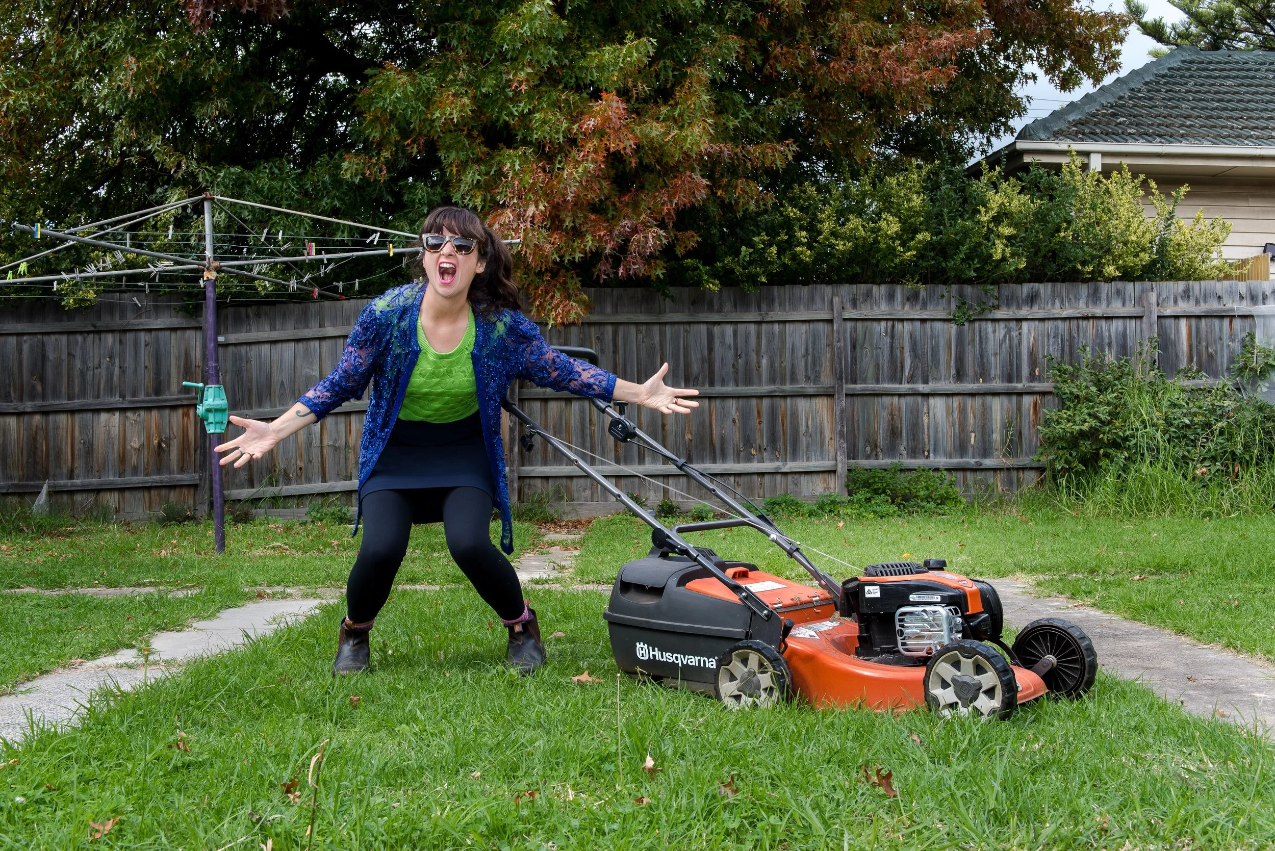 2020-04-18 - outside tree and shed-3.jpg