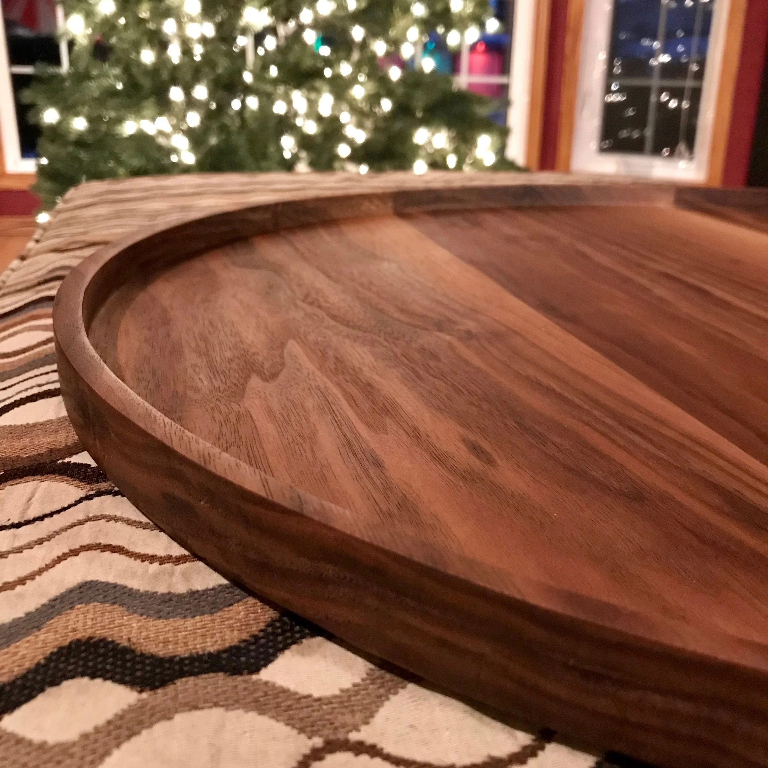 Walnut Circular Tray Profile.jpeg