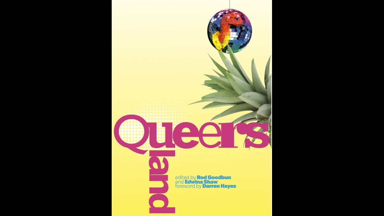 QUE front cover small.jpg