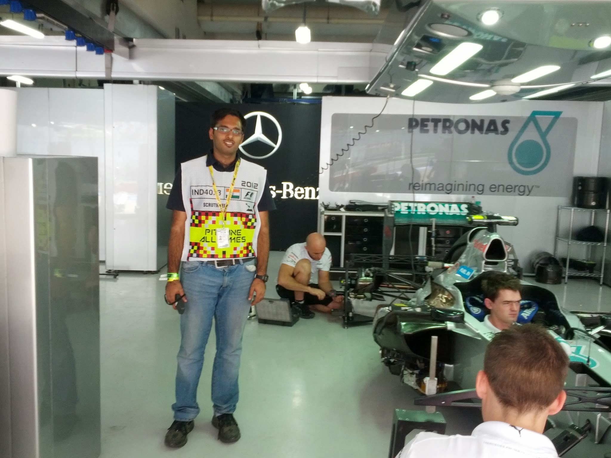 F1 Mercedes Garage