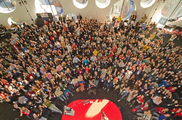 Photo by: https://www.flickr.com/photos/mozillaeu/8175049476/