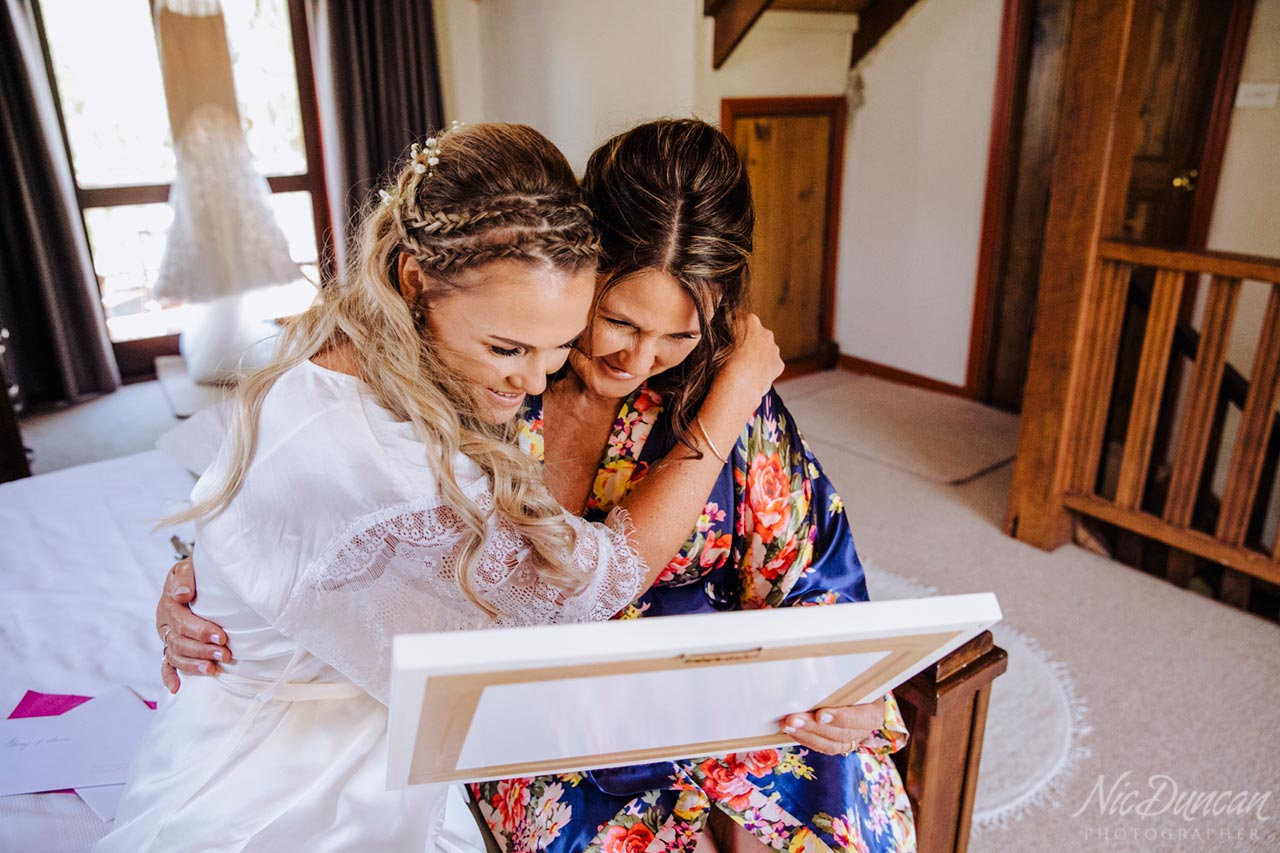 Special moment between bride and her mother