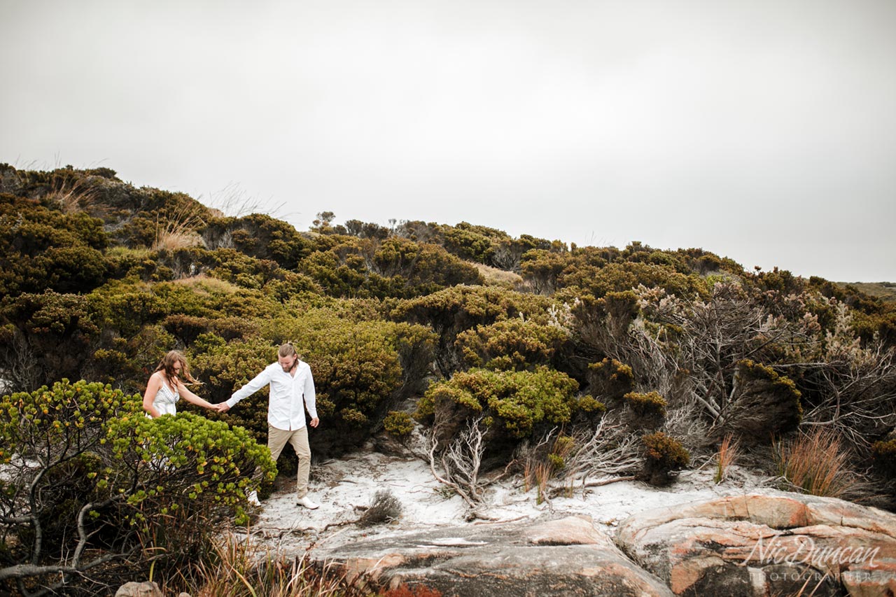 Couple portraits at Two Peoples Bay in Albany