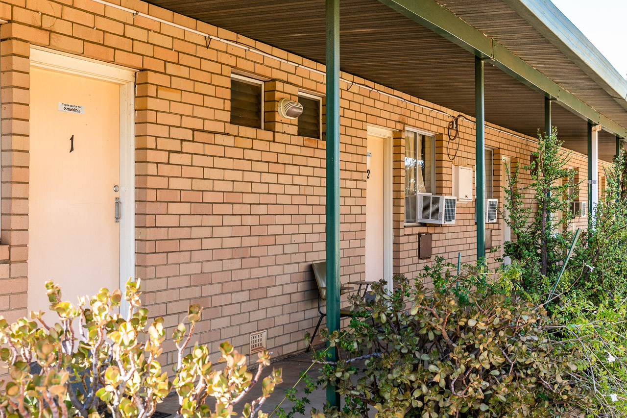 The motel units at the Mukinbudin Hotel in WA