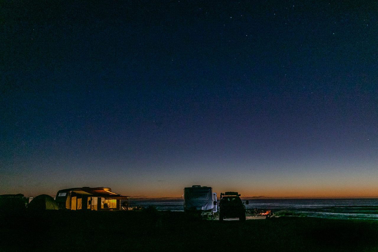 Camping on the cliffs at sunset at Gnaraloo Station