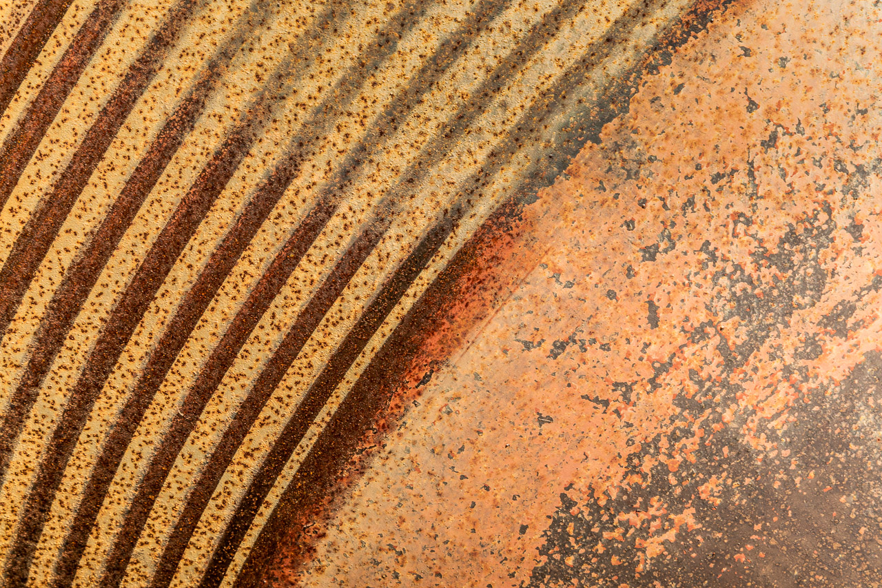 Textures and patterns at a gold mill