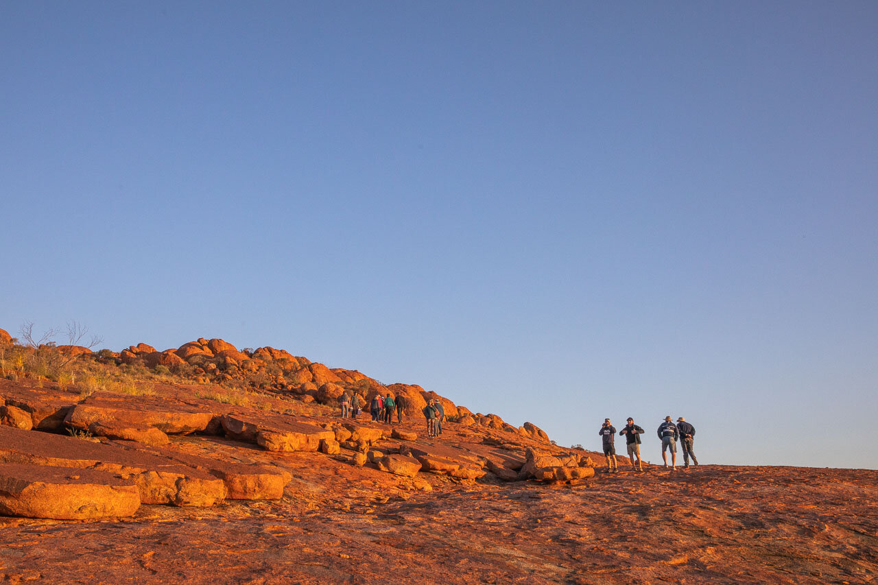 Wooleen guests climb Budara Rock to enjoy the sunset