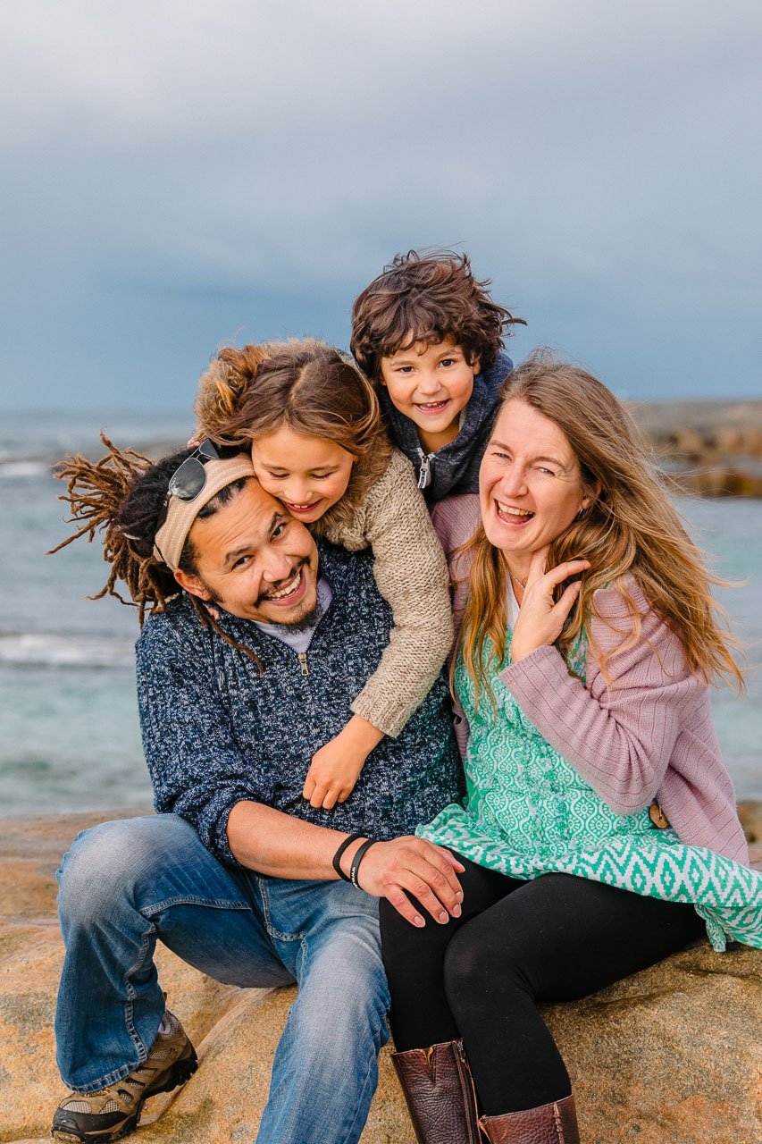 13-family-portraits-on-the-beach.jpg