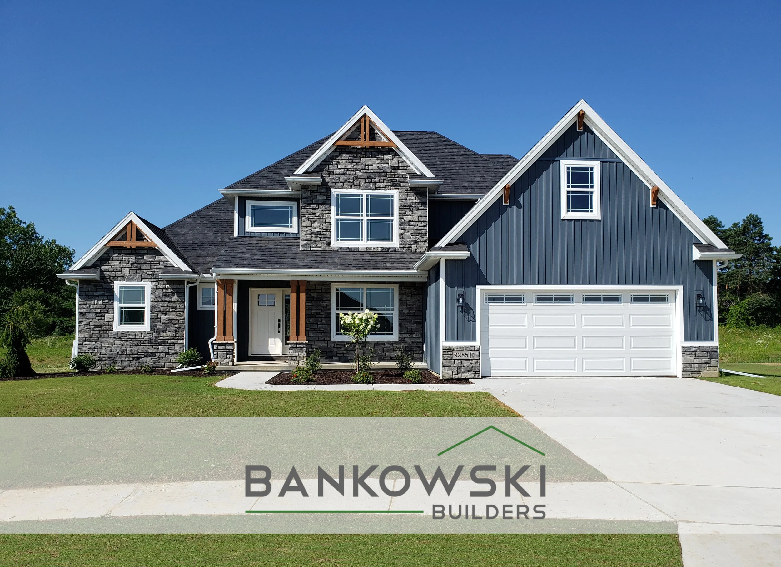 2019 PARADE HOME.JPG